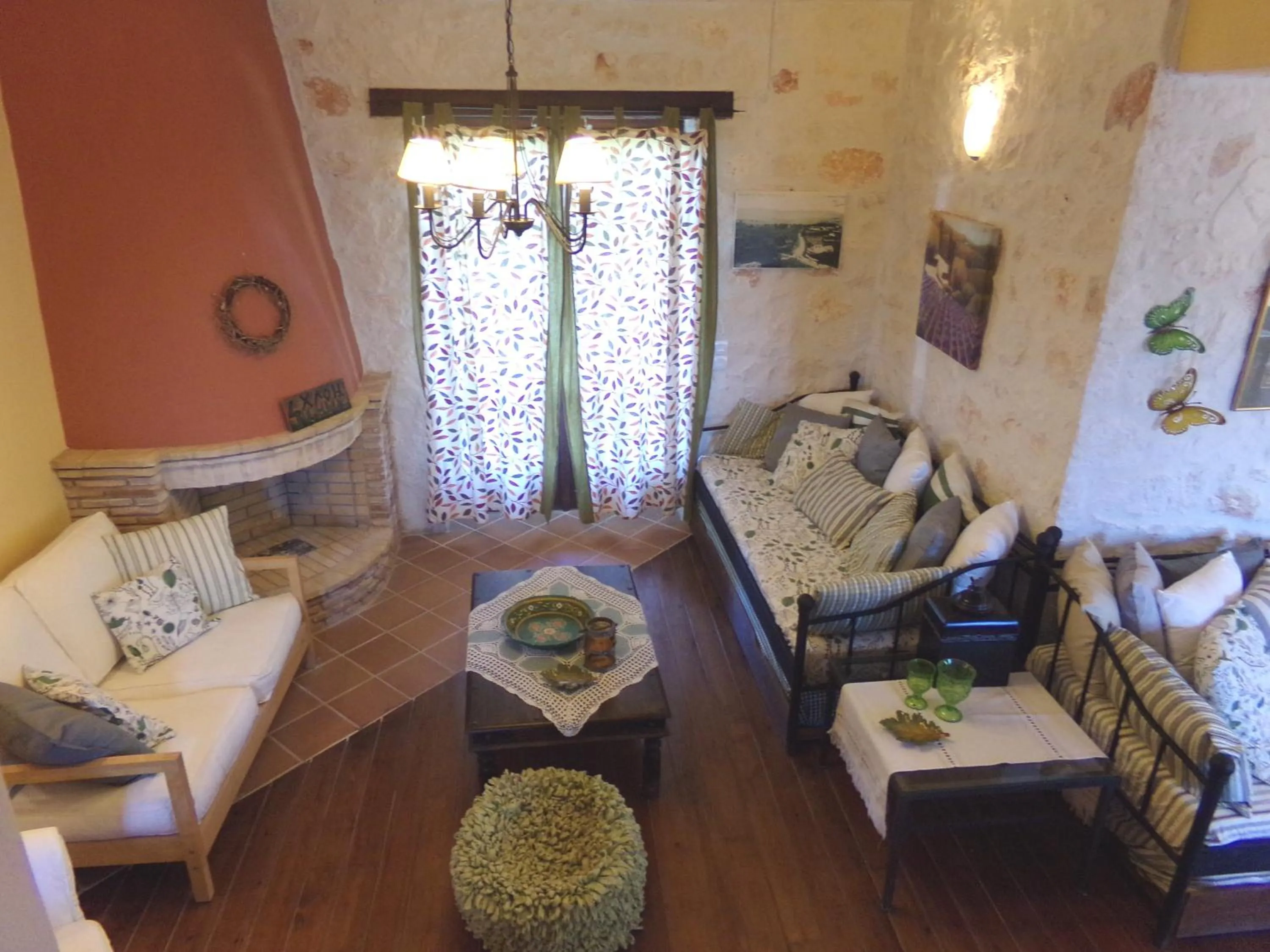 Day, Bed in Alegria Villas Complex