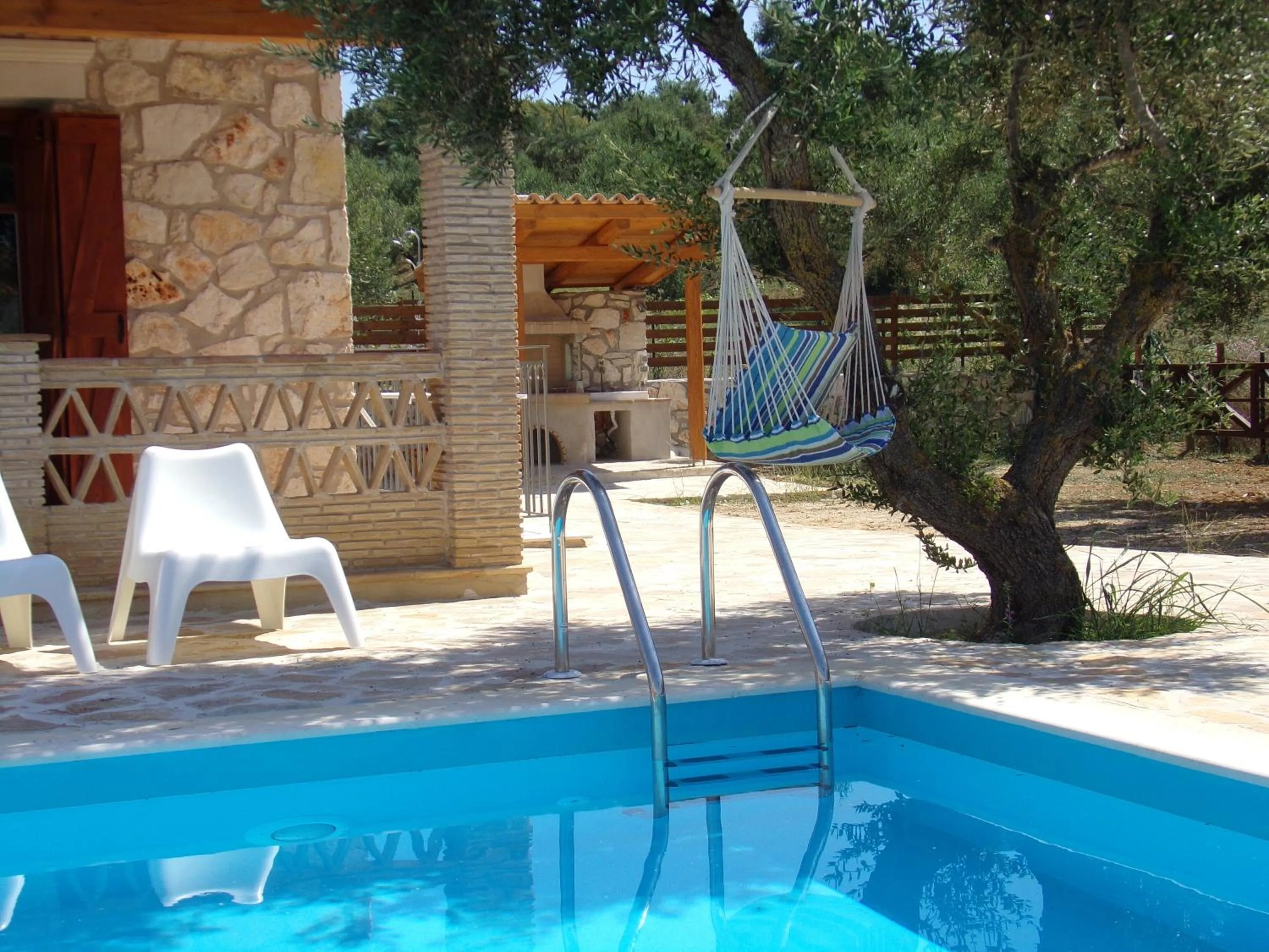 Swimming pool in Alegria Villas Complex