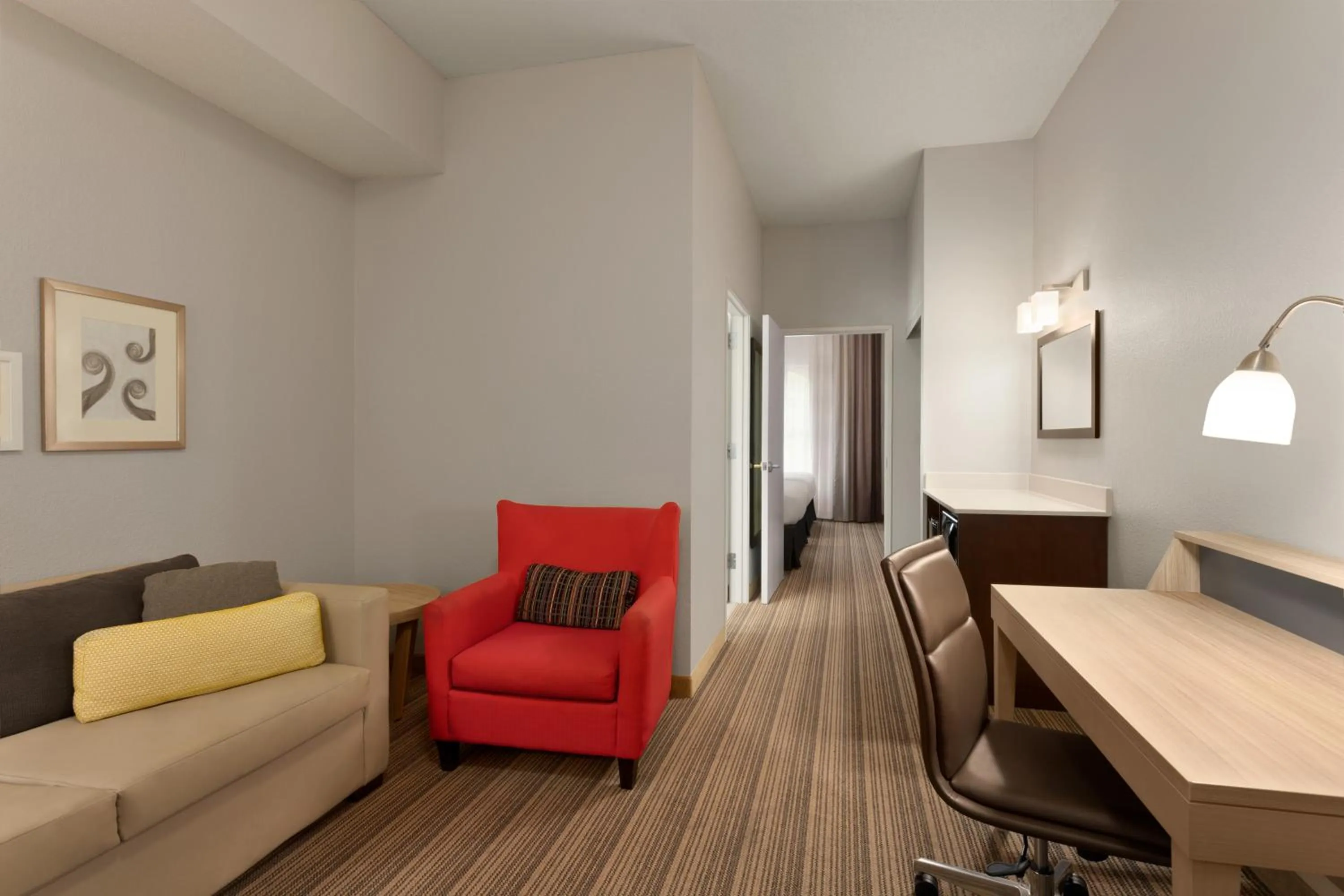 Living room in Country Inn & Suites by Radisson, St Charles Historic District