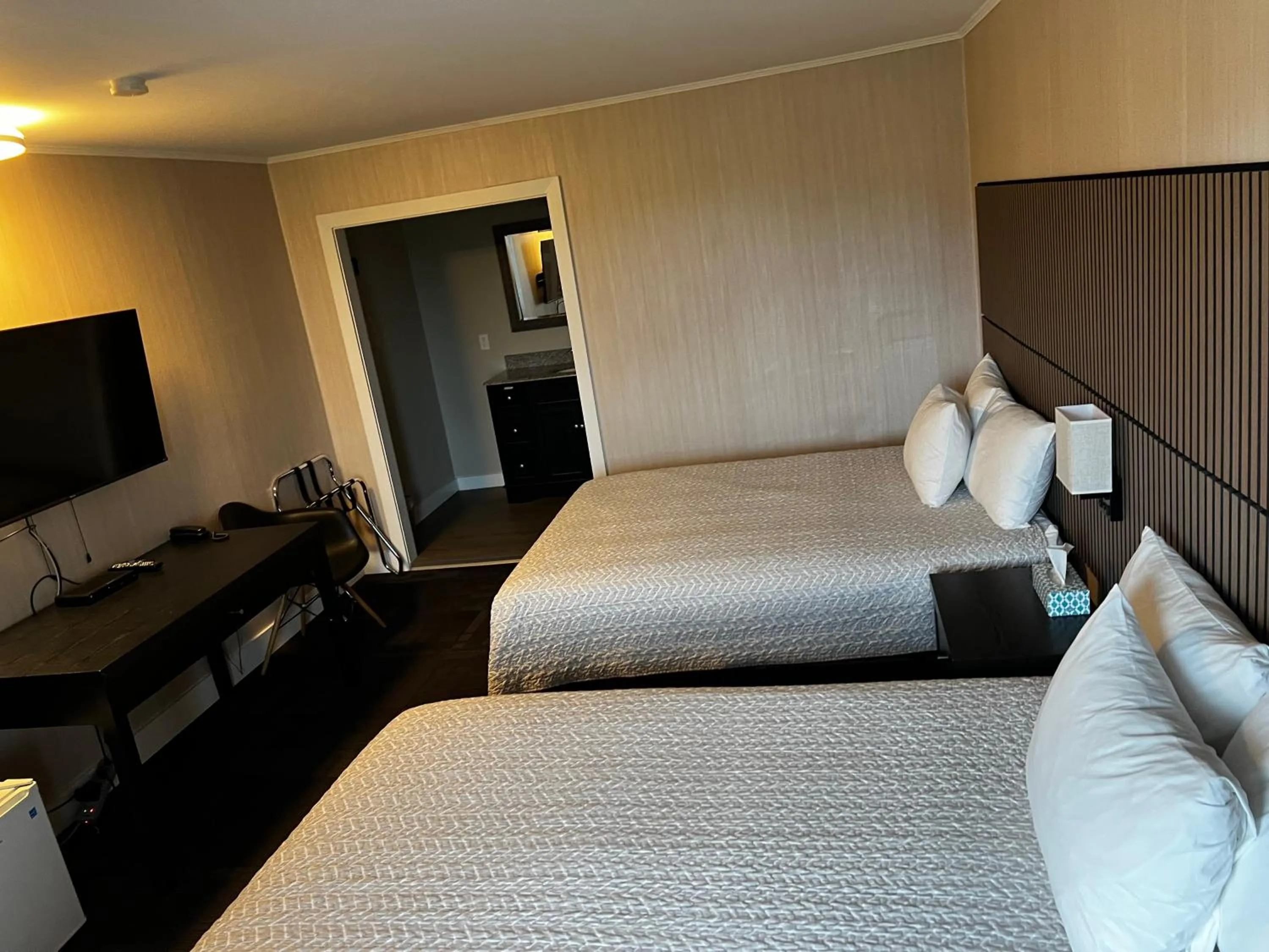 Bed in Hotel Moncton