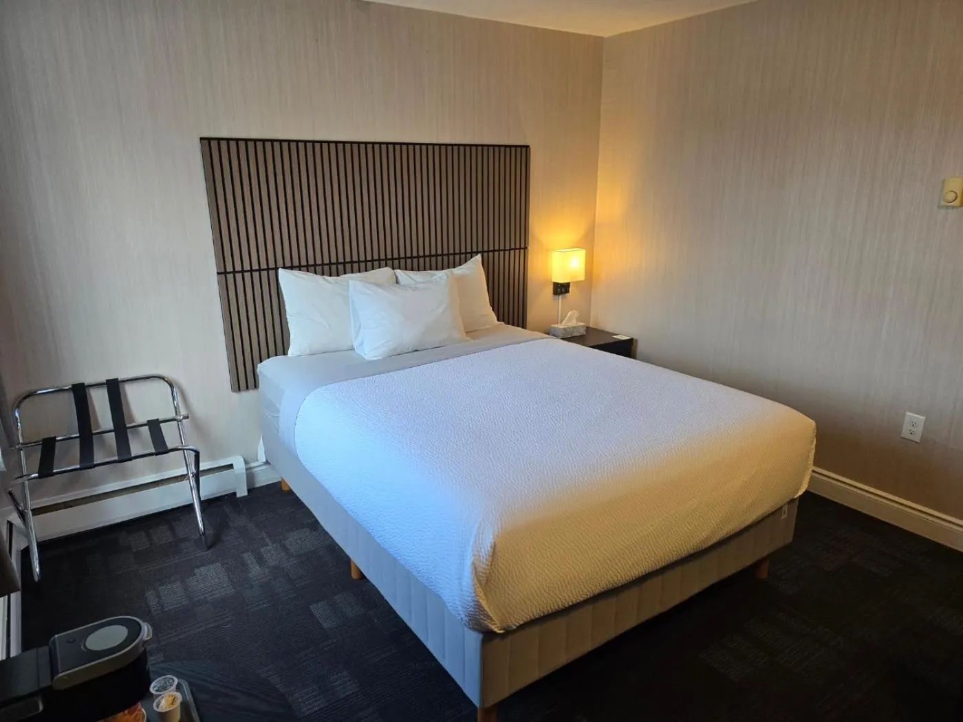 Bed in Hotel Moncton