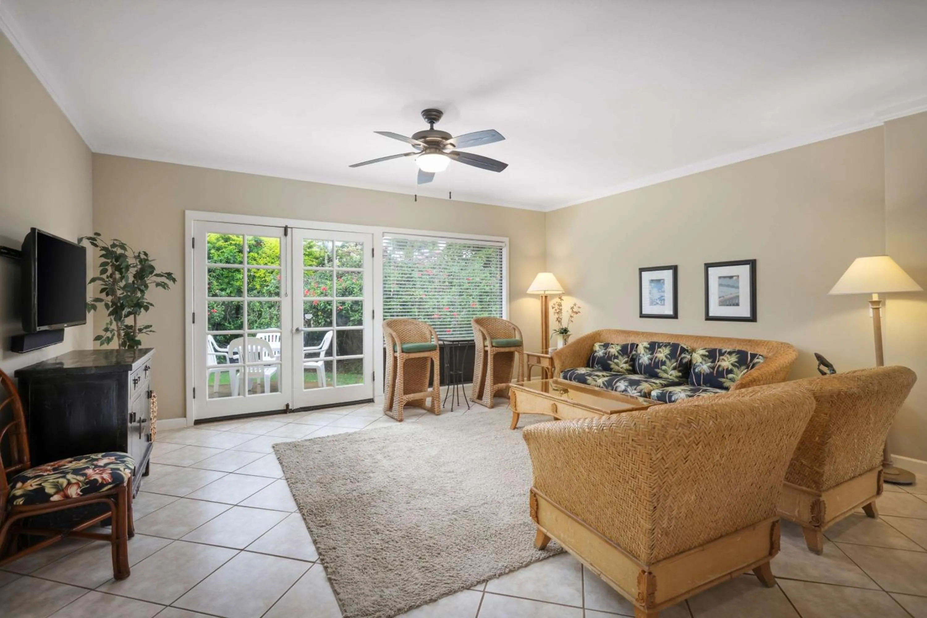 TV and multimedia in Aston At Poipu Kai