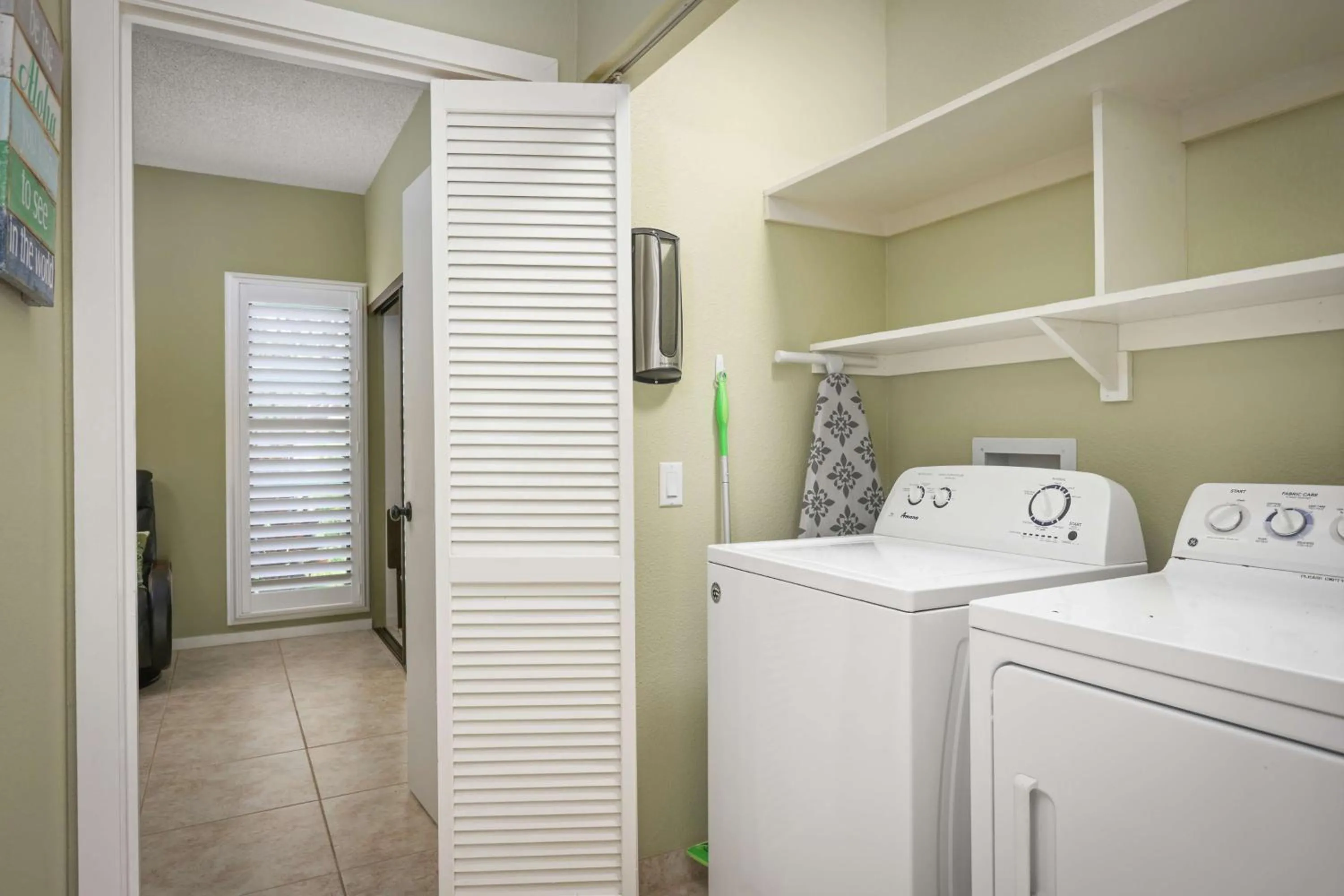 washing machine in Aston At Poipu Kai