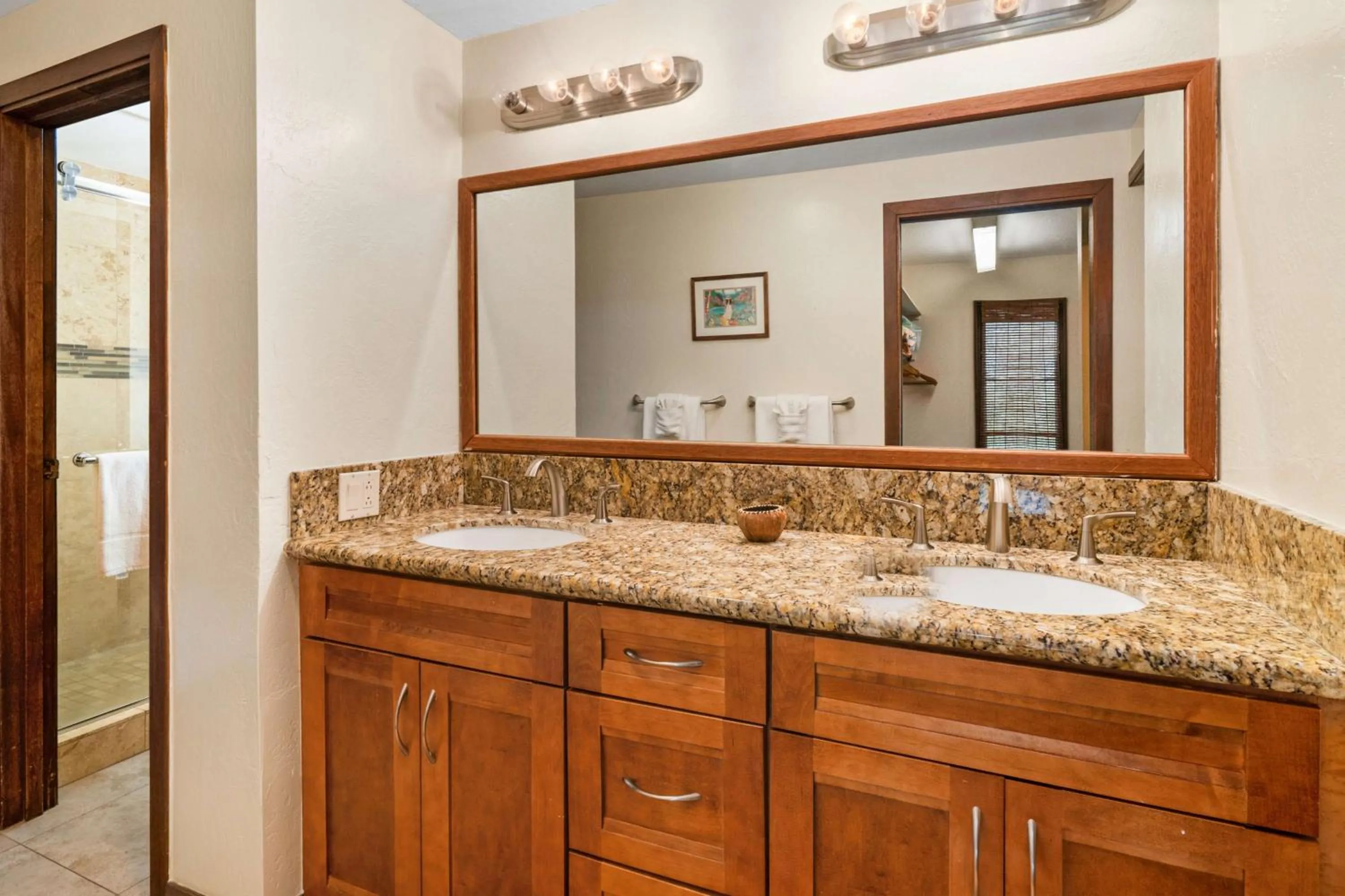 Shower in Aston At Poipu Kai