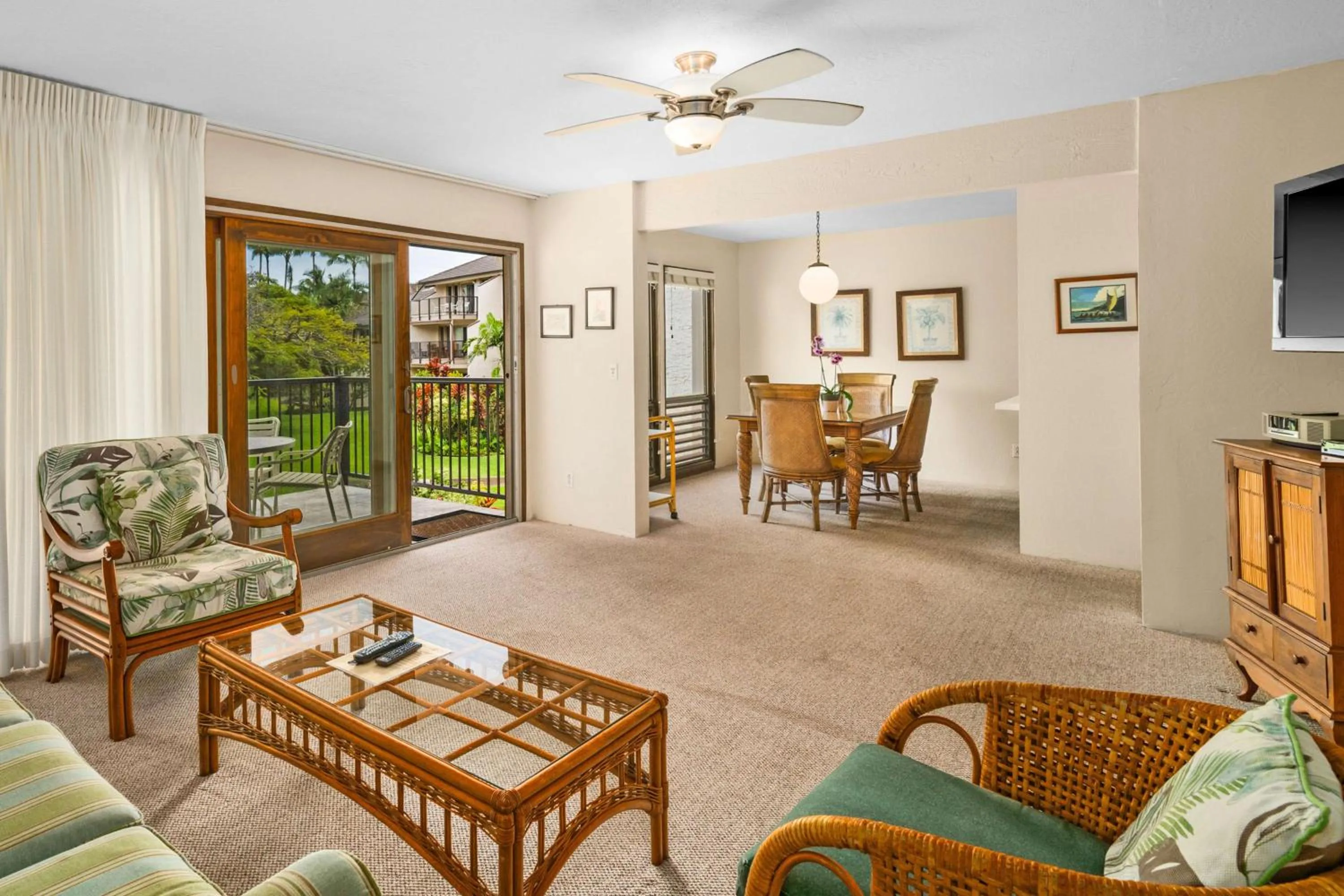 TV and multimedia in Aston At Poipu Kai