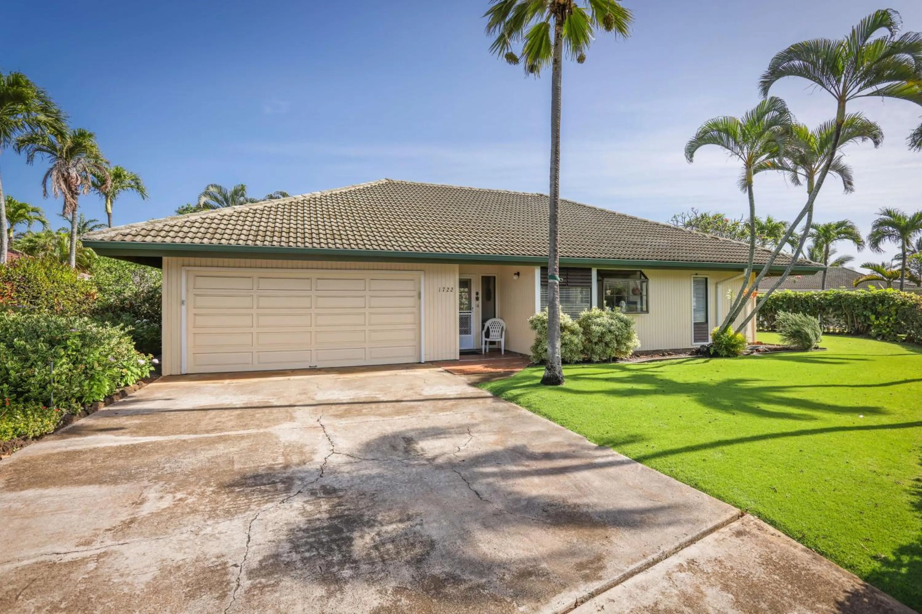 Property building in Aston At Poipu Kai