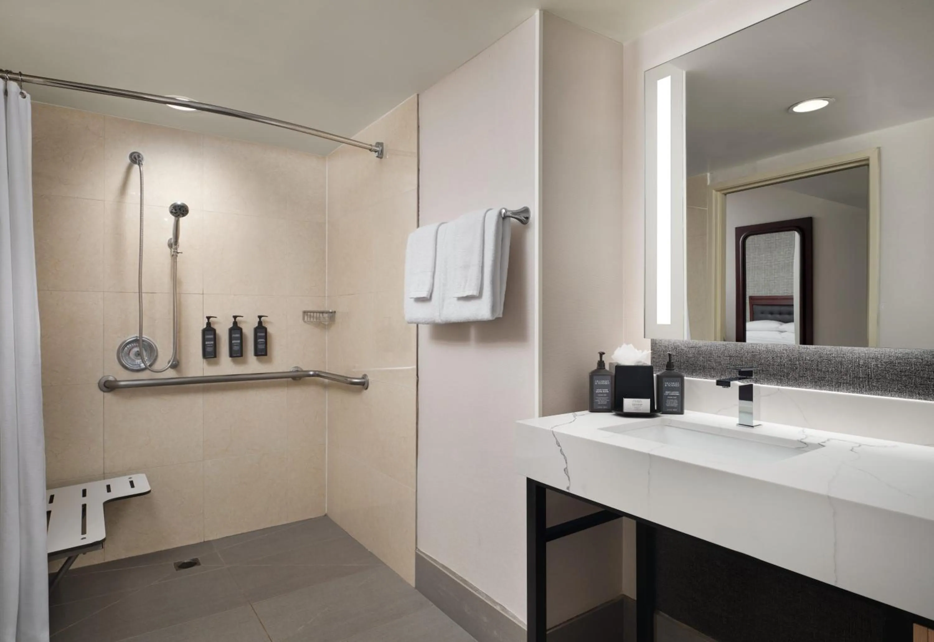 acessibility in Sheraton Ontario Airport Hotel