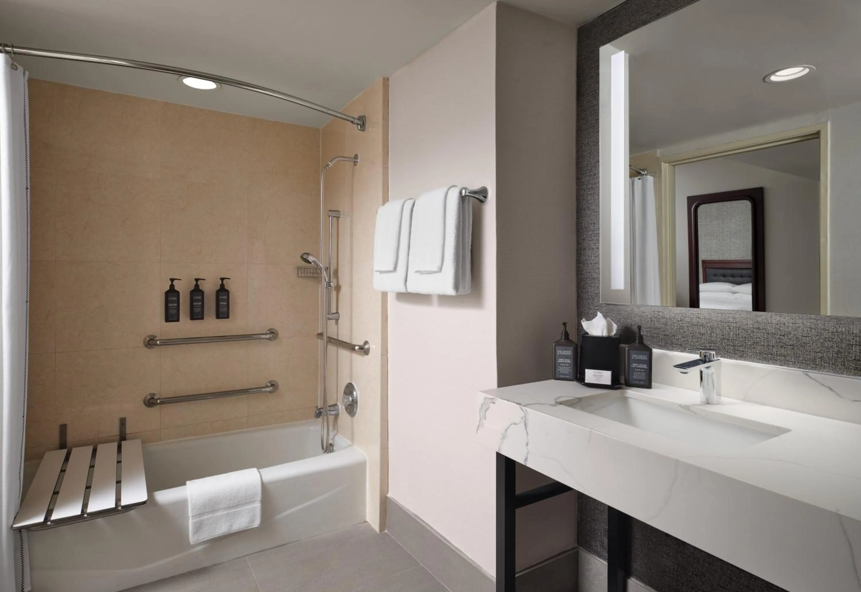 acessibility in Sheraton Ontario Airport Hotel