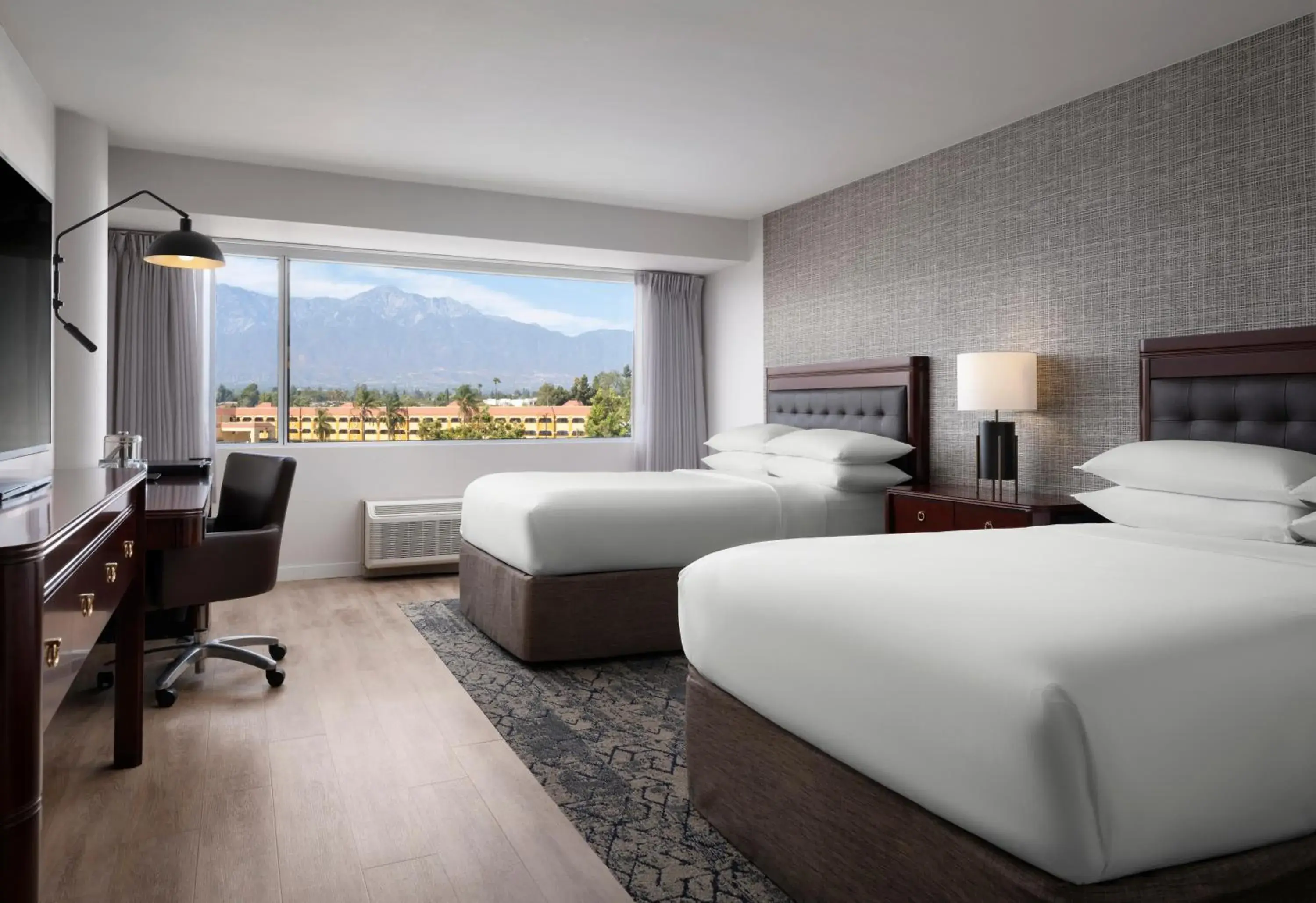 Guest room, 2 Double in Sheraton Ontario Airport Hotel Guest room, 2 Double in Sheraton Ontario Airport Hotel