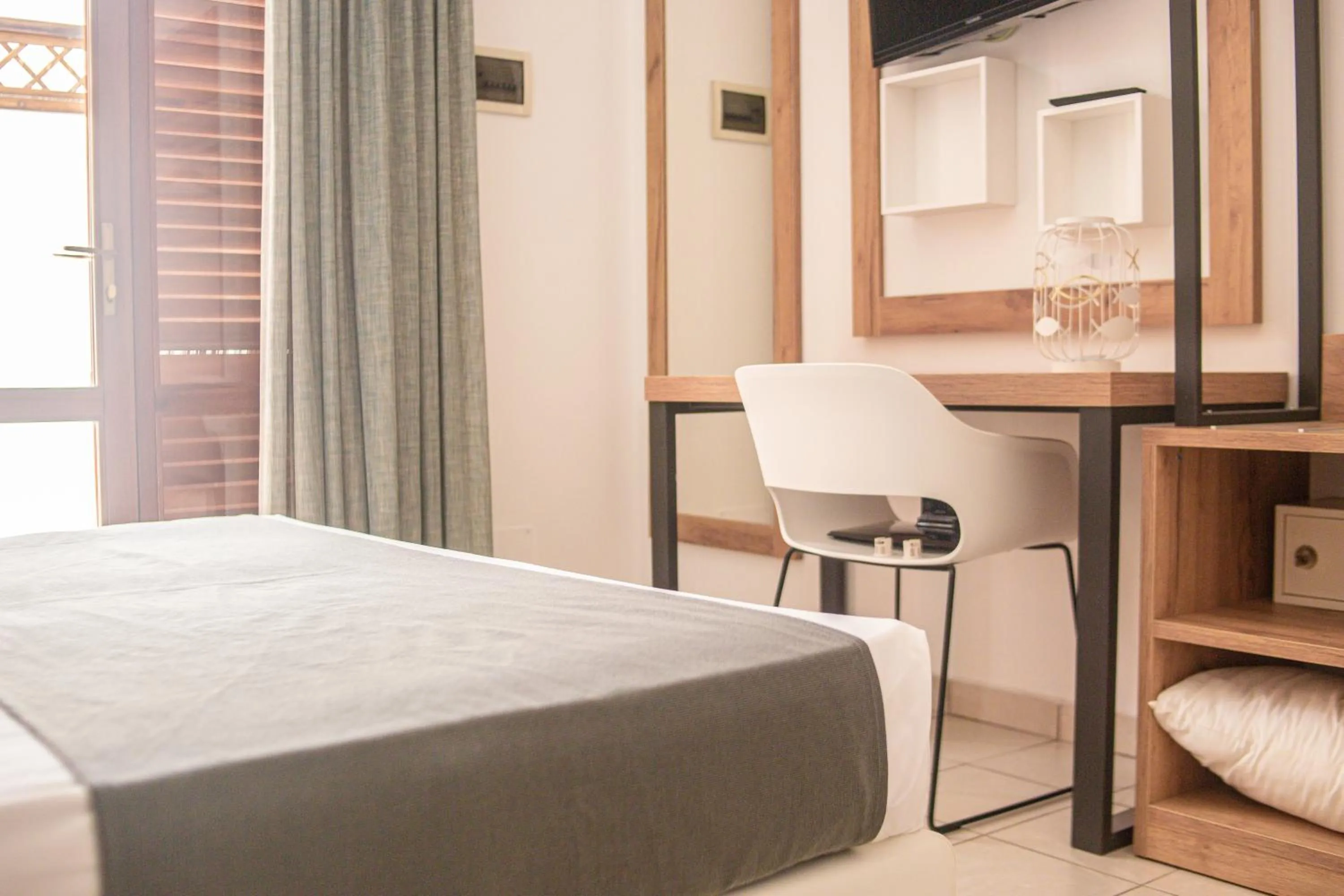 Photo of the whole room, Bed in Hotel Al Paradise