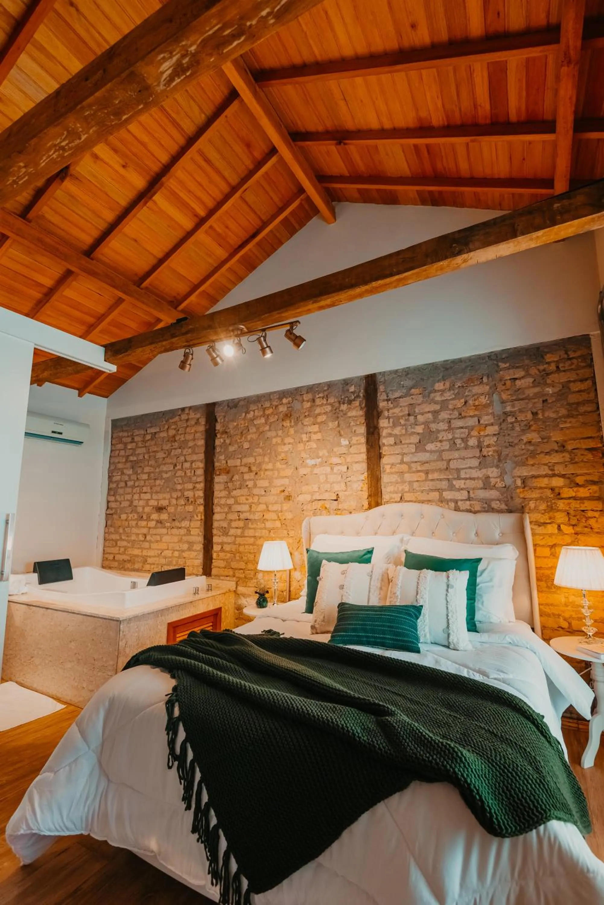 Bed in Hotel Petrópolis