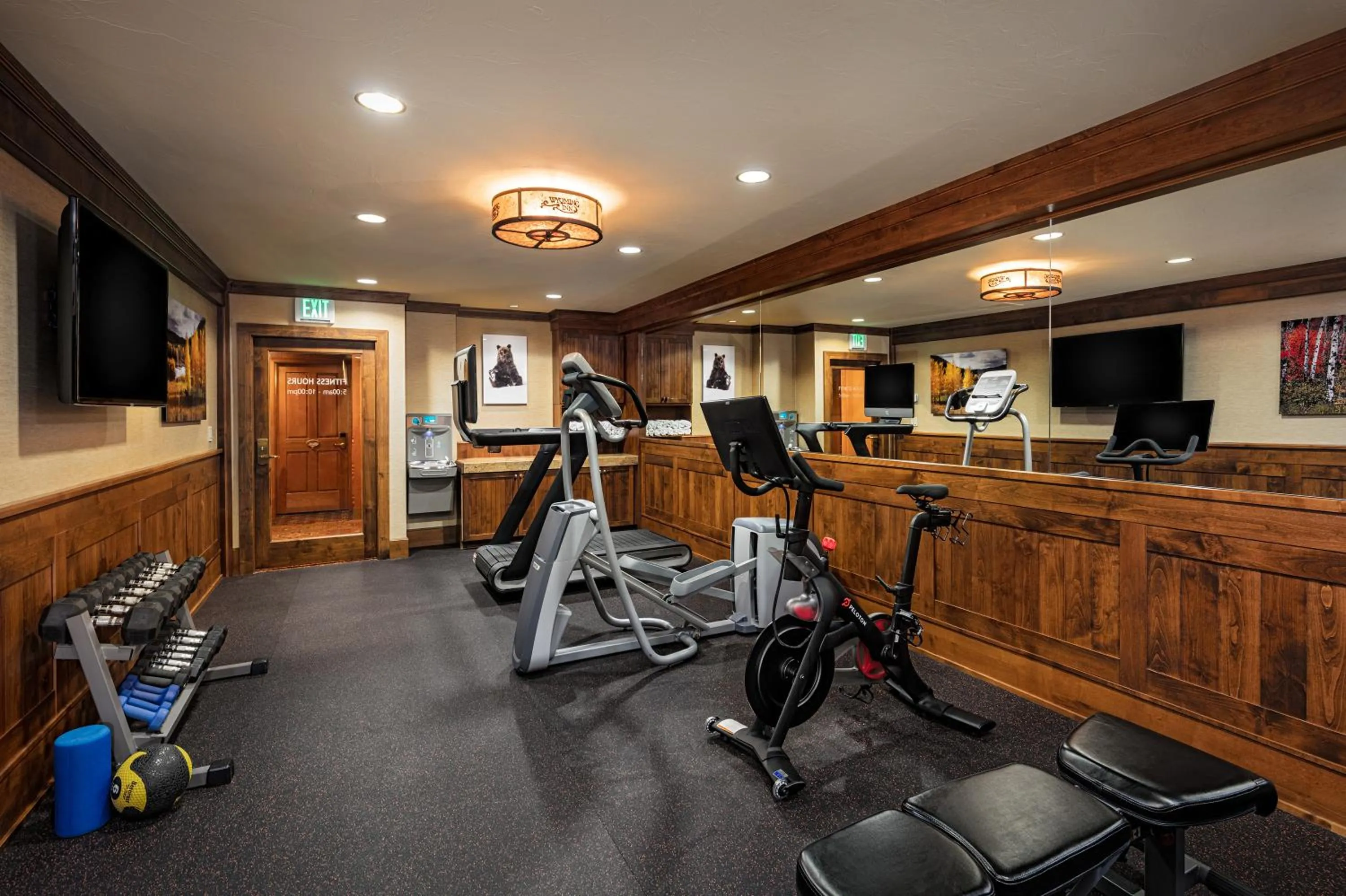Fitness centre/facilities in Wyoming Inn of Jackson Hole
