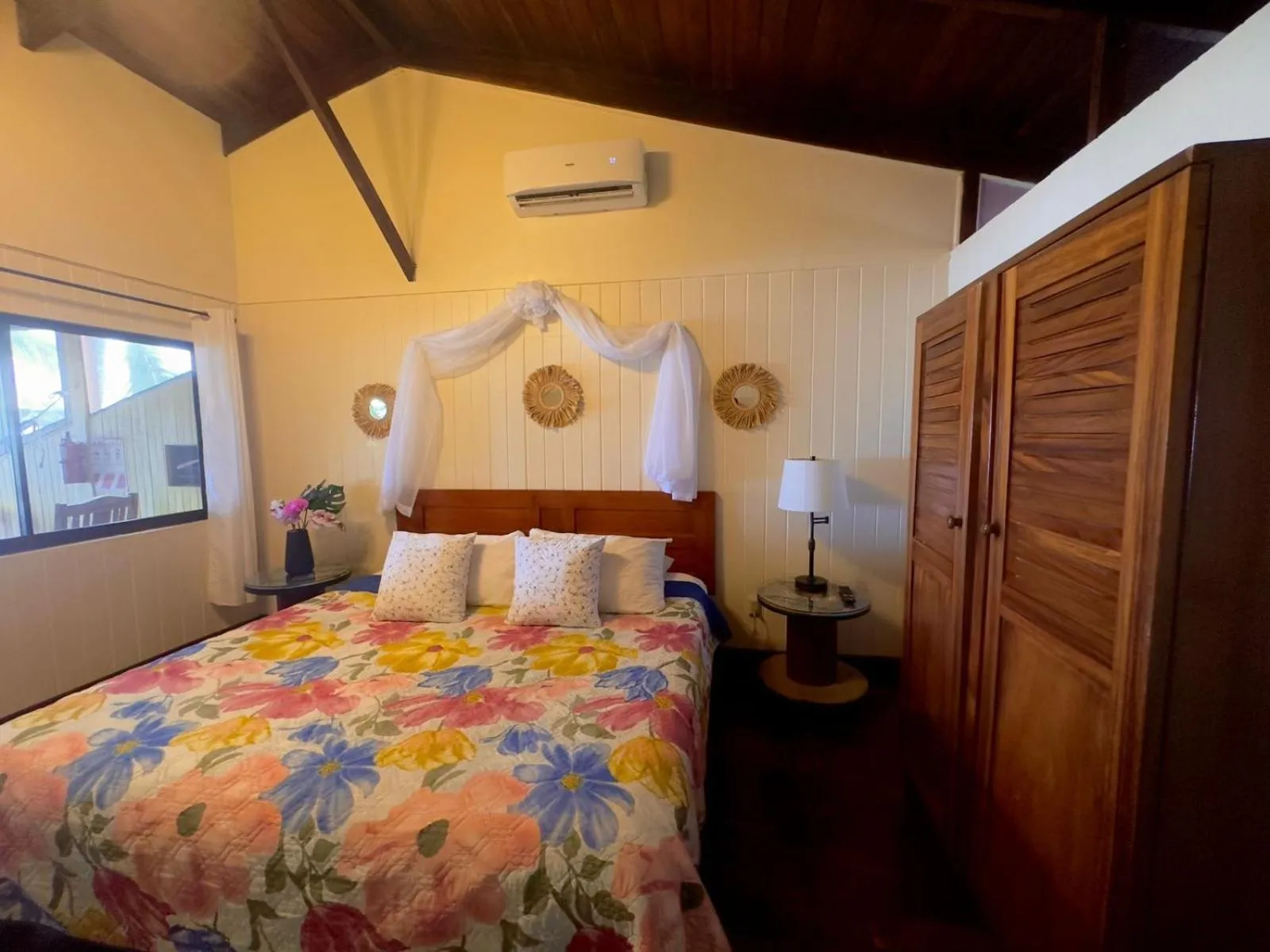 Bed in Hotel Brasilito