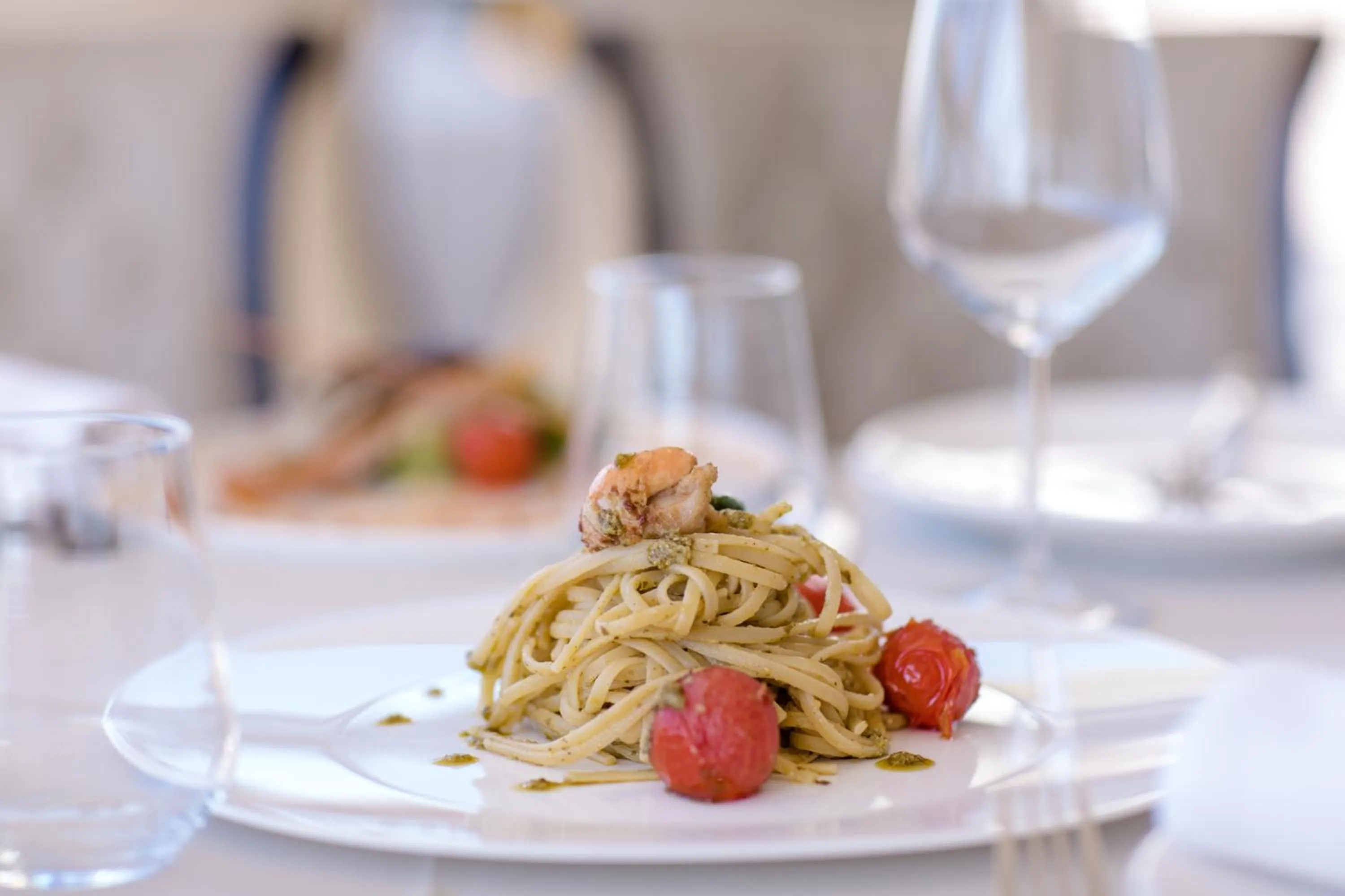 Restaurant/places to eat in Grand Blue Fafa Resort & SPA