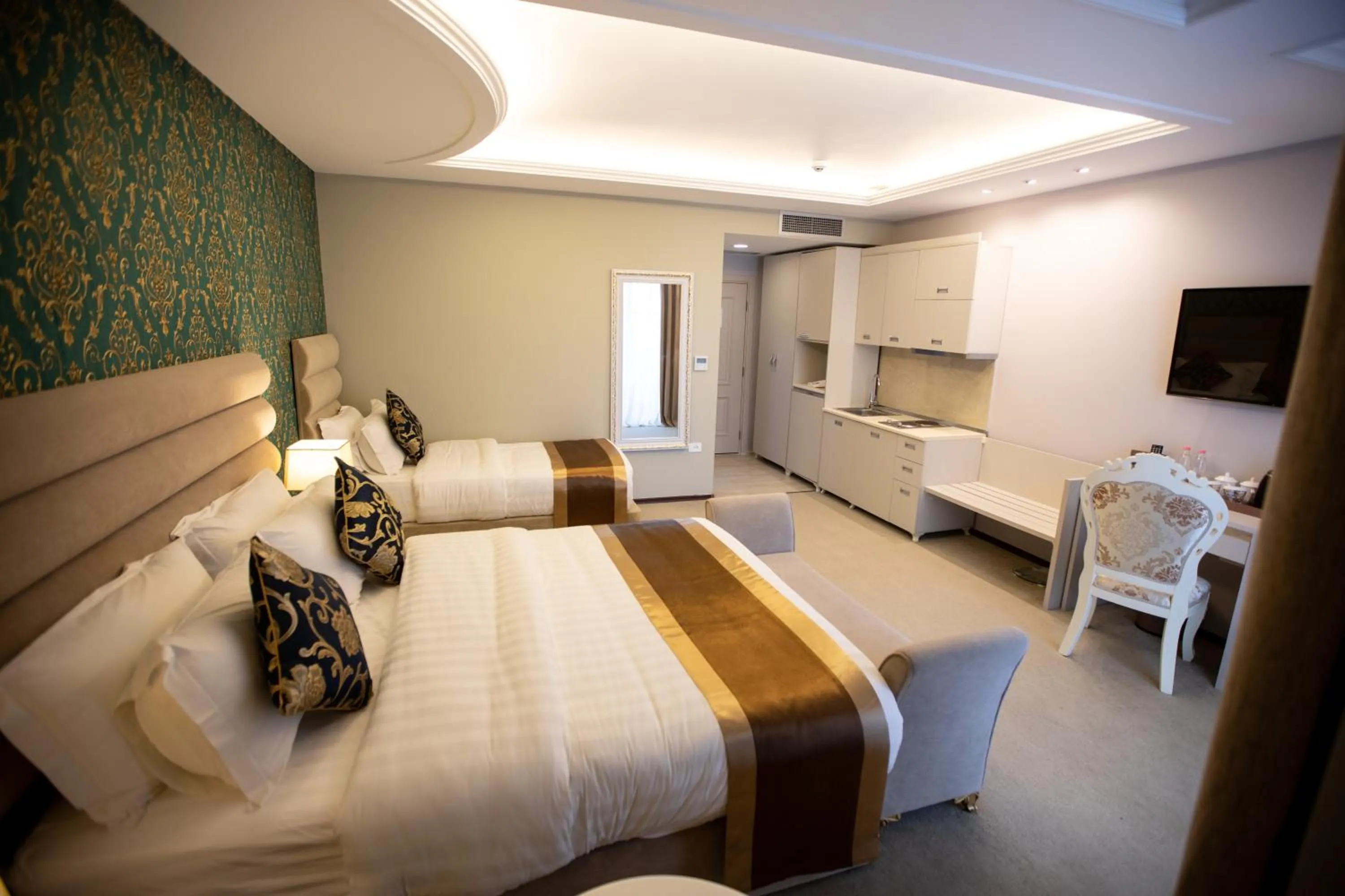 Grand Blue Fafa Resort & SPA