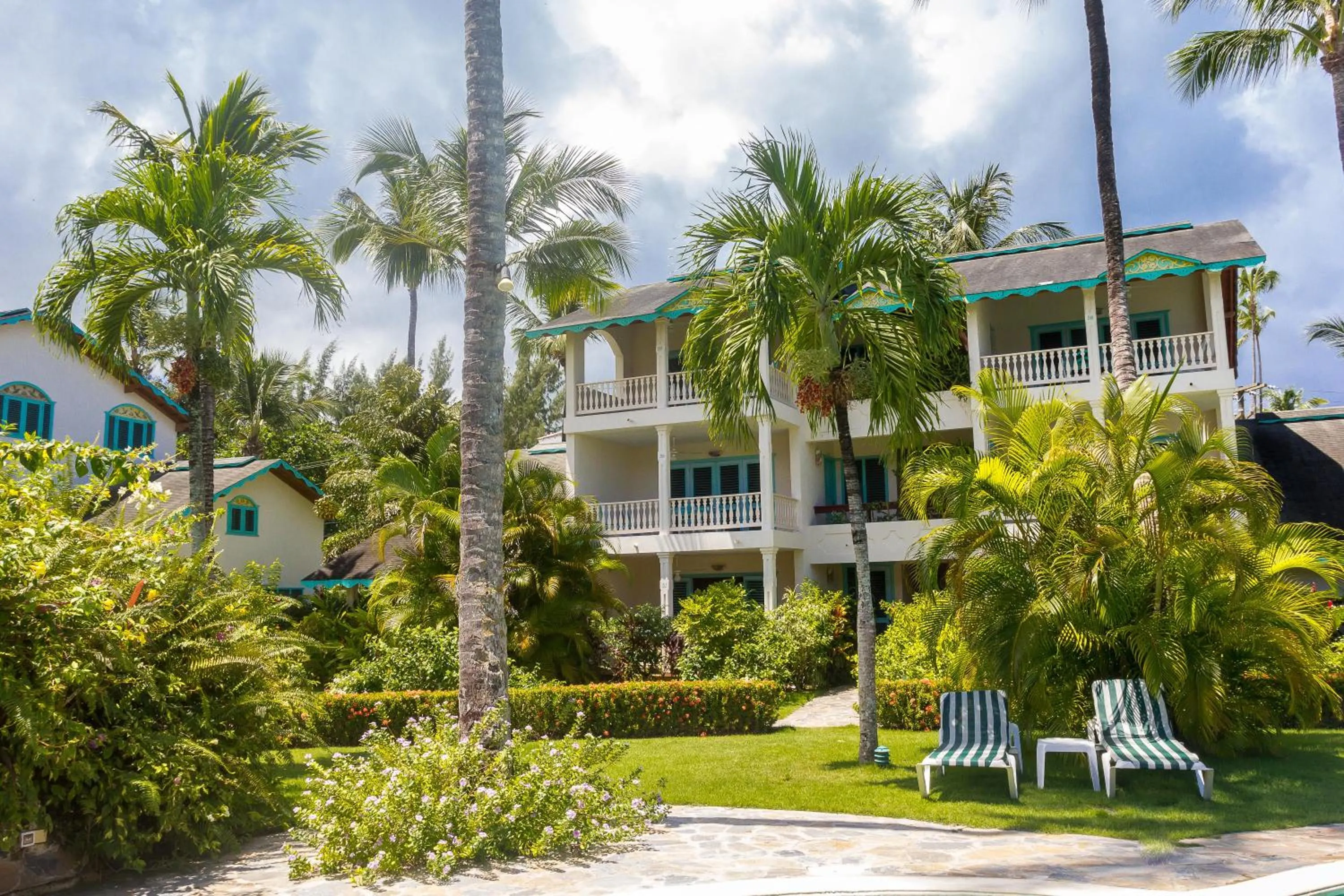 Property building in Hotel Playa Colibri