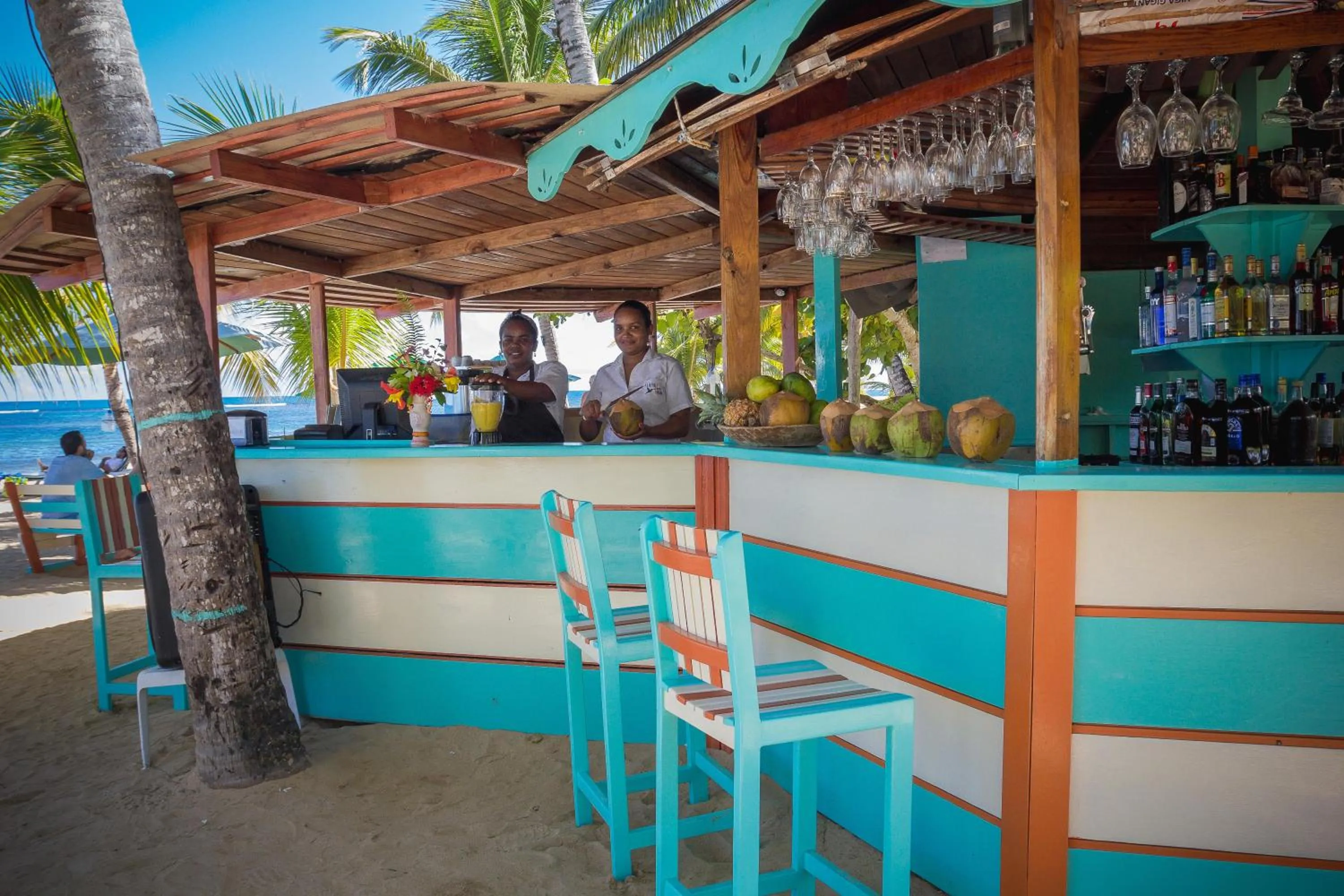 Restaurant/places to eat in Hotel Playa Colibri