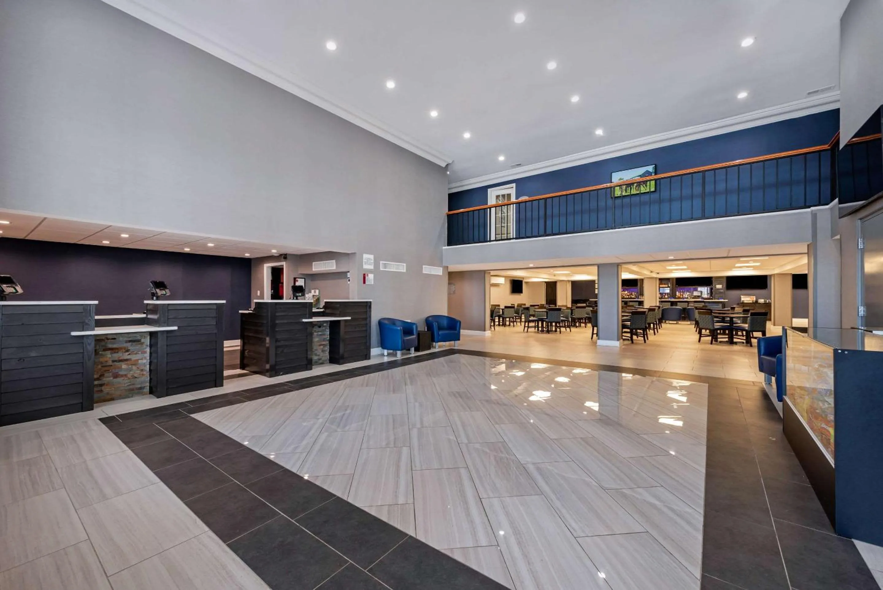 Lobby or reception in Clarion Hotel Conference Center Lexington North