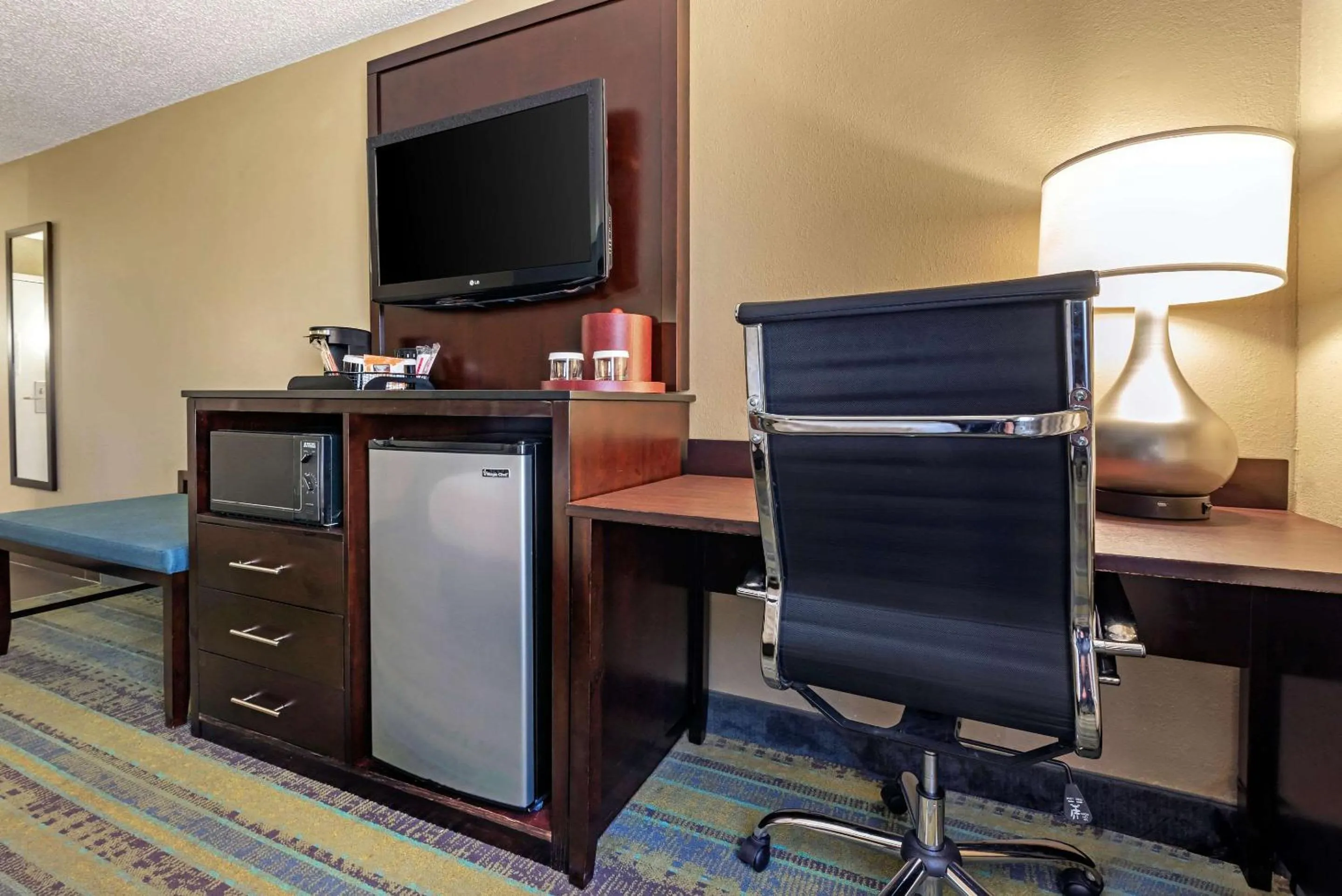 Photo of the whole room in Clarion Hotel Conference Center Lexington North