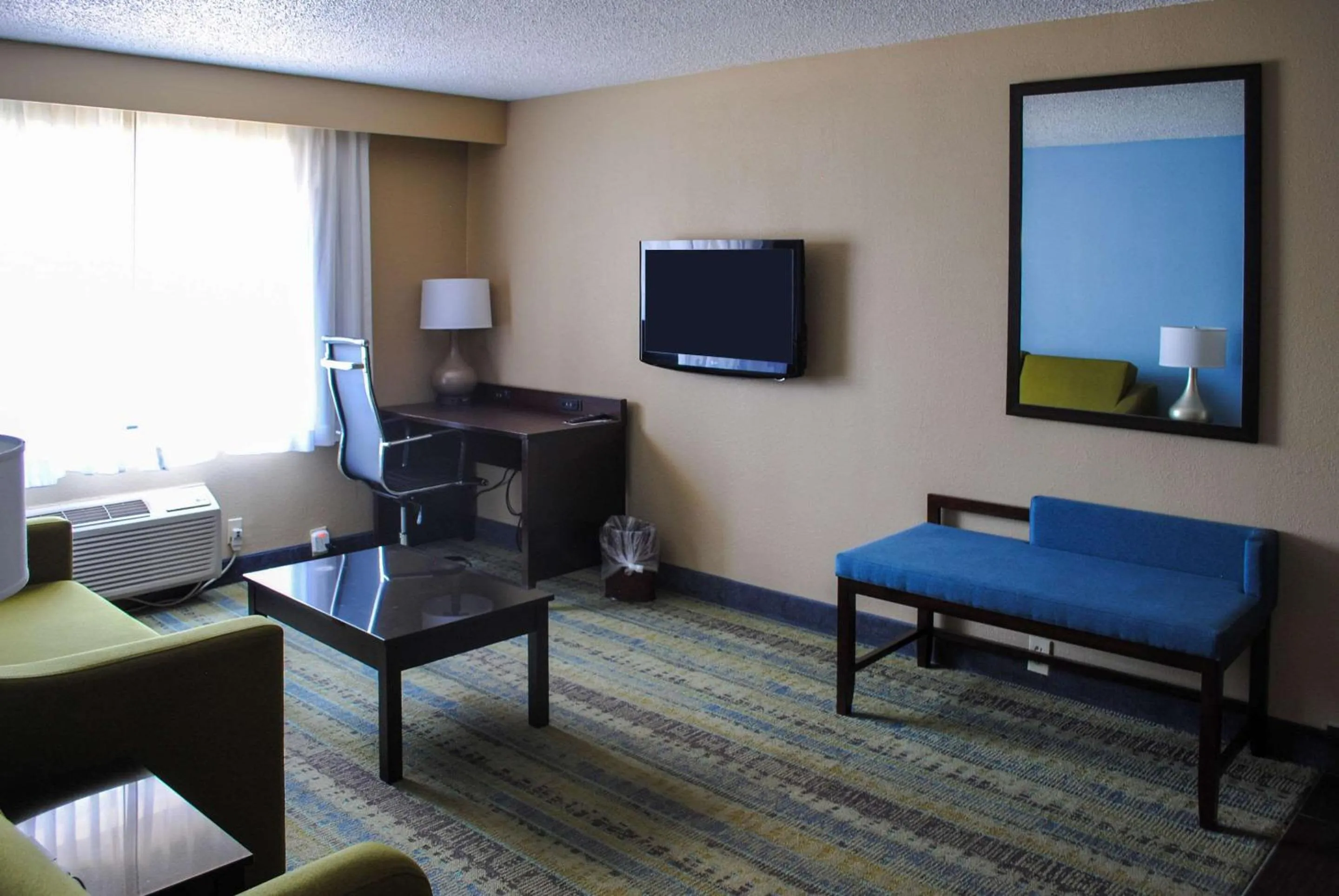 Photo of the whole room in Clarion Hotel Conference Center Lexington North