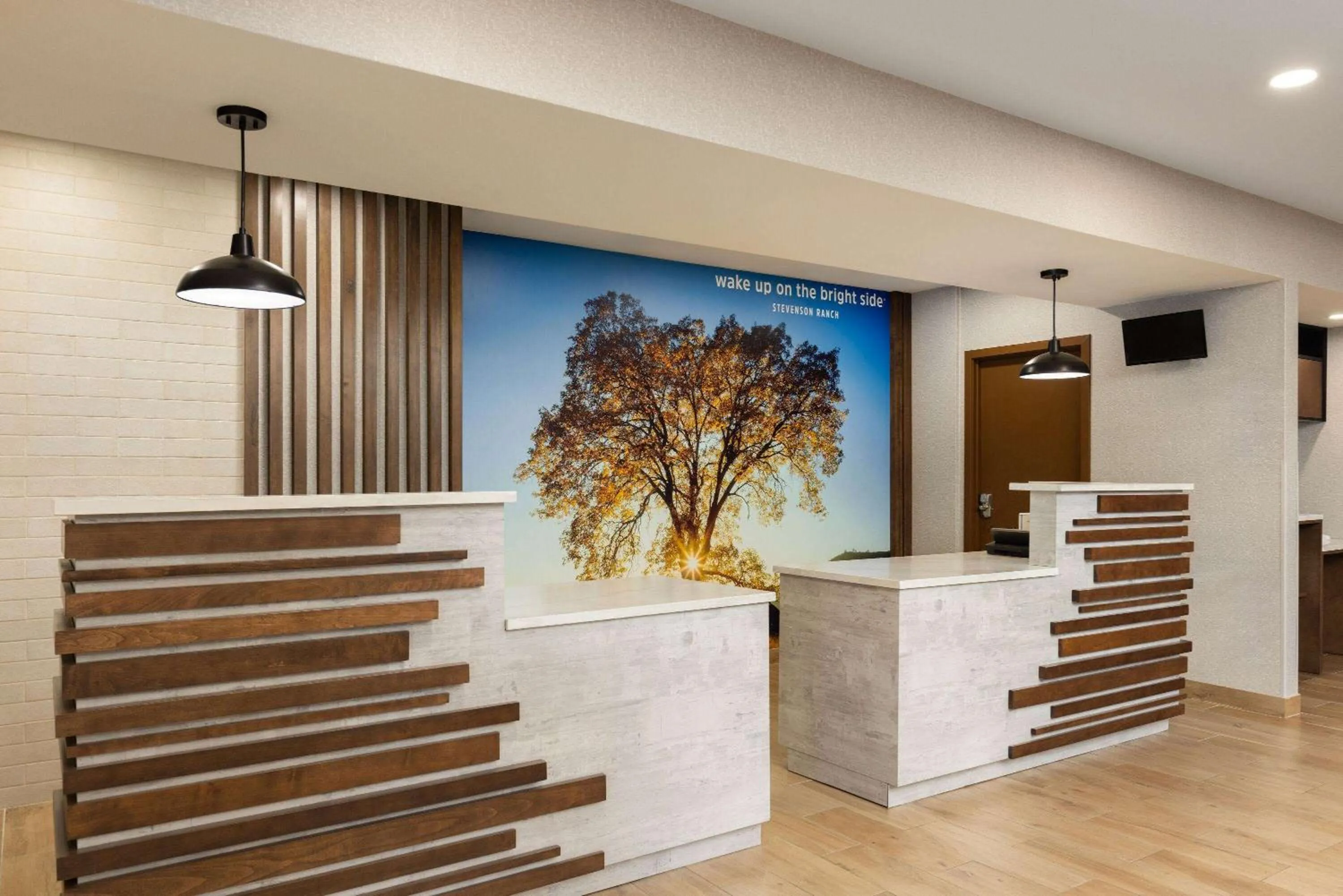 Lobby or reception in La Quinta by Wyndham Santa Clarita - Valencia