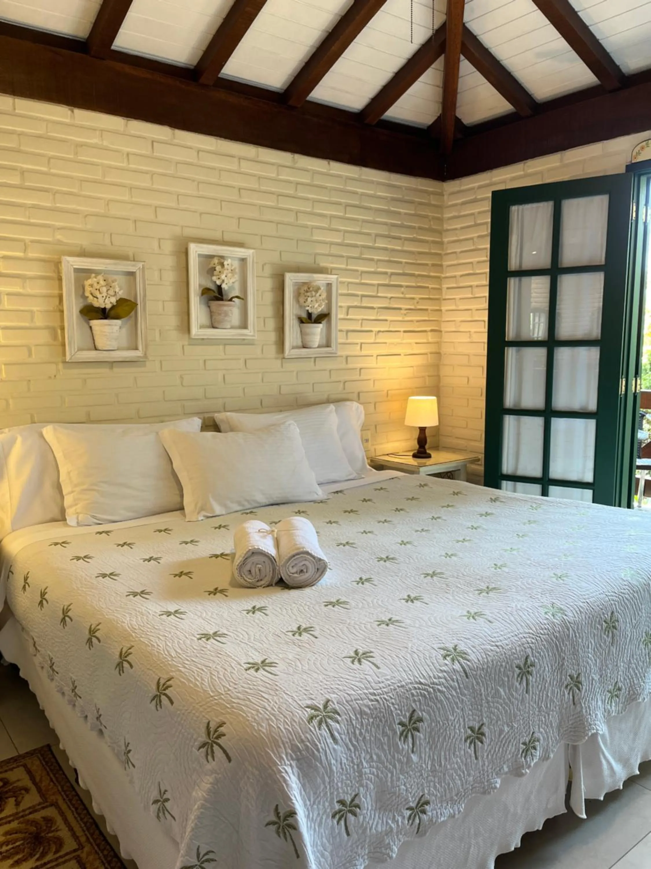 Bed in Urikana Boutique Hotel