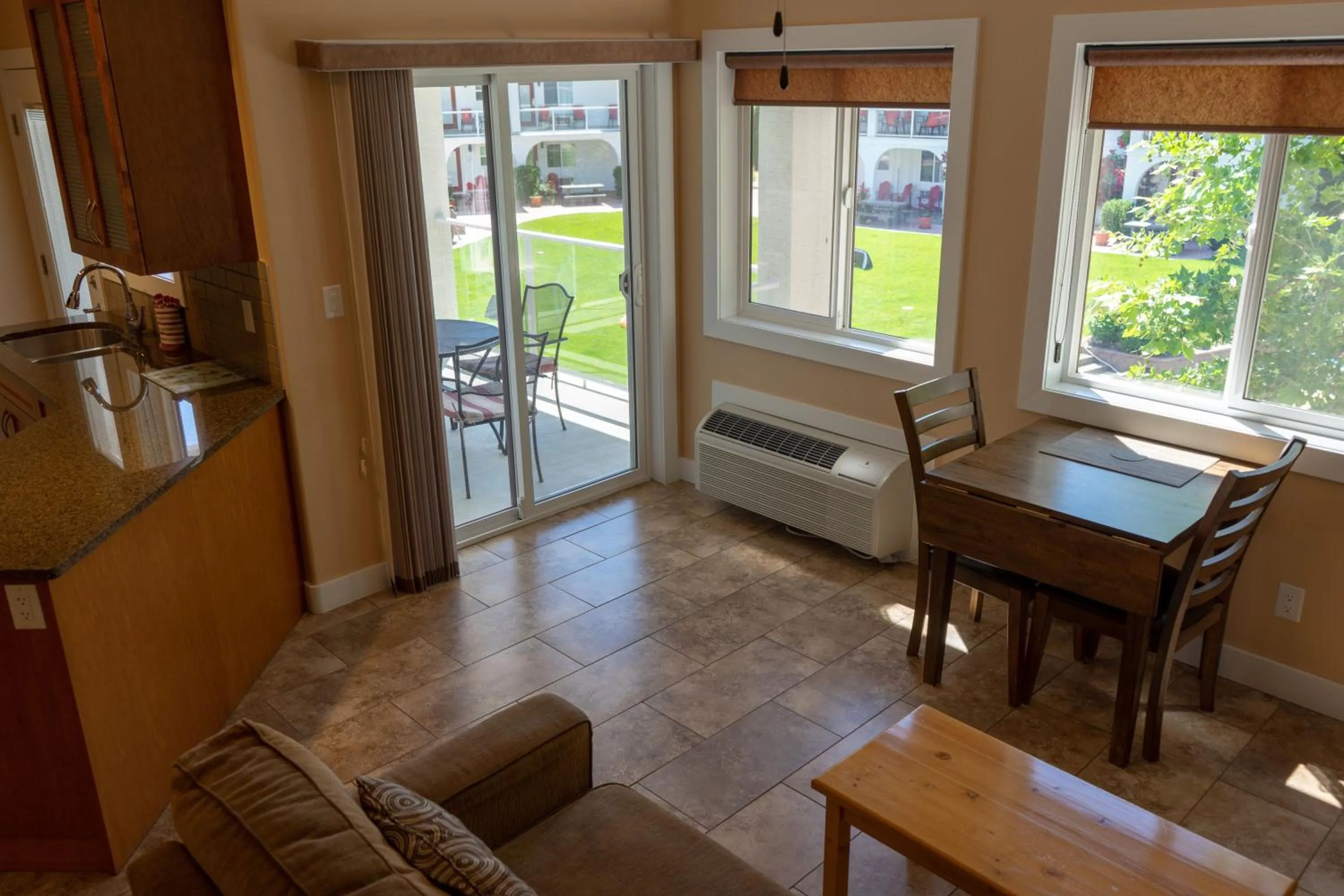 Living room in Sandy Beach Suites