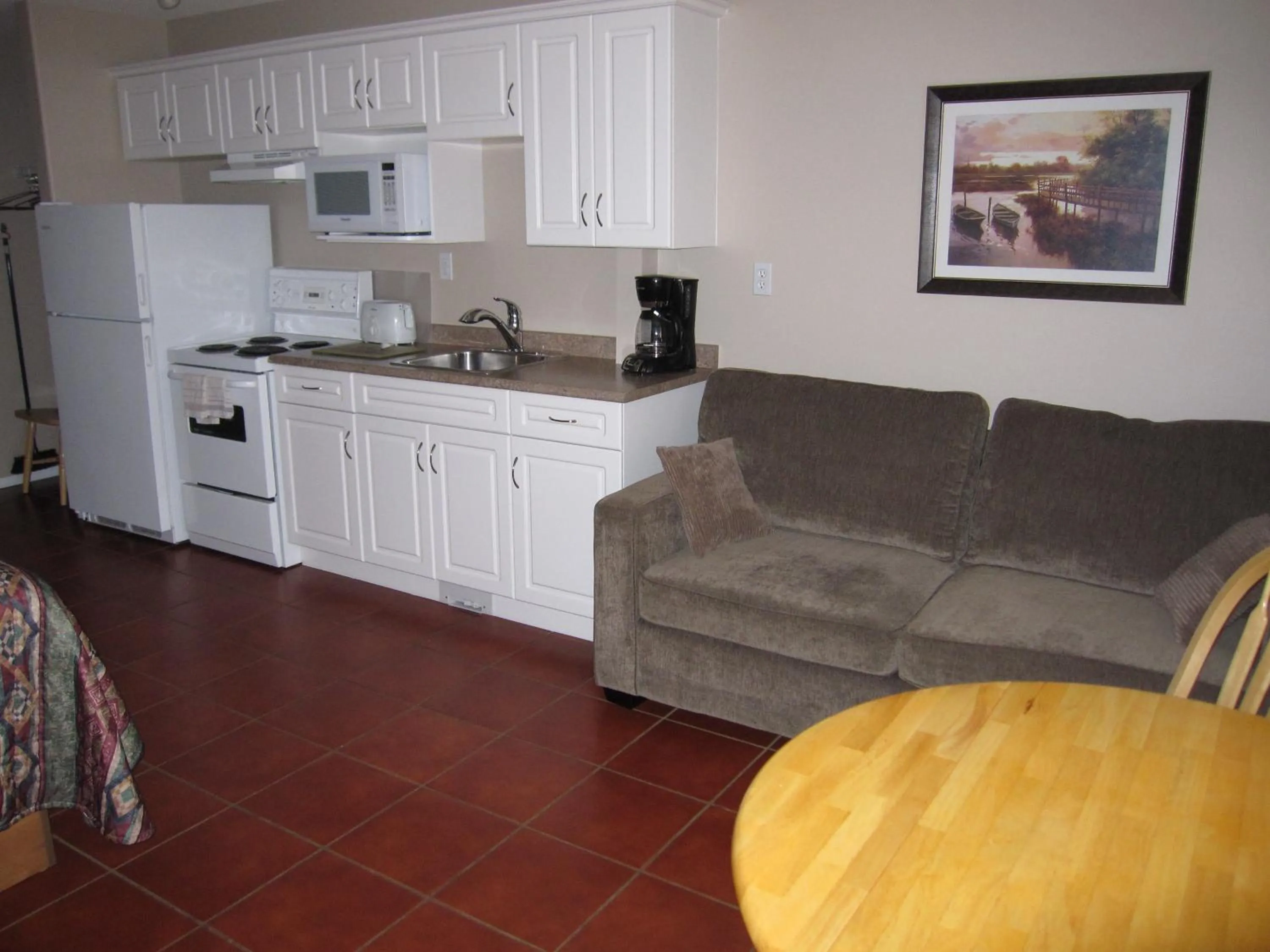 Living room in Sandy Beach Suites