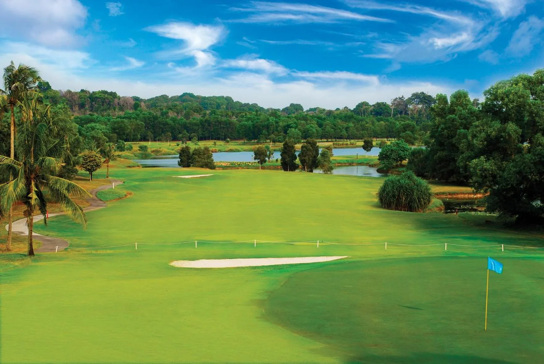 Golfcourse in Homm Laguna Bintan