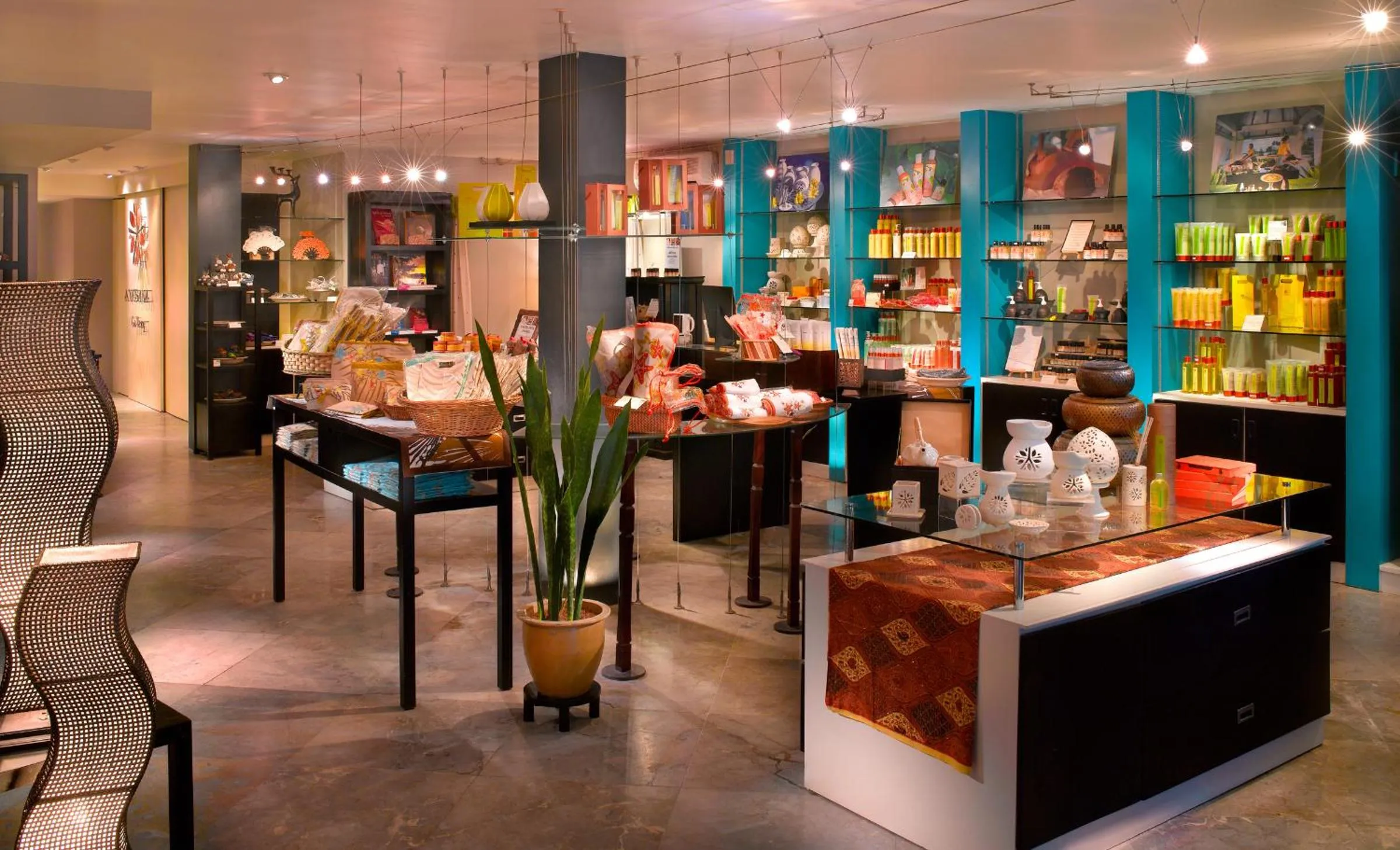 On-site shops in Homm Laguna Bintan