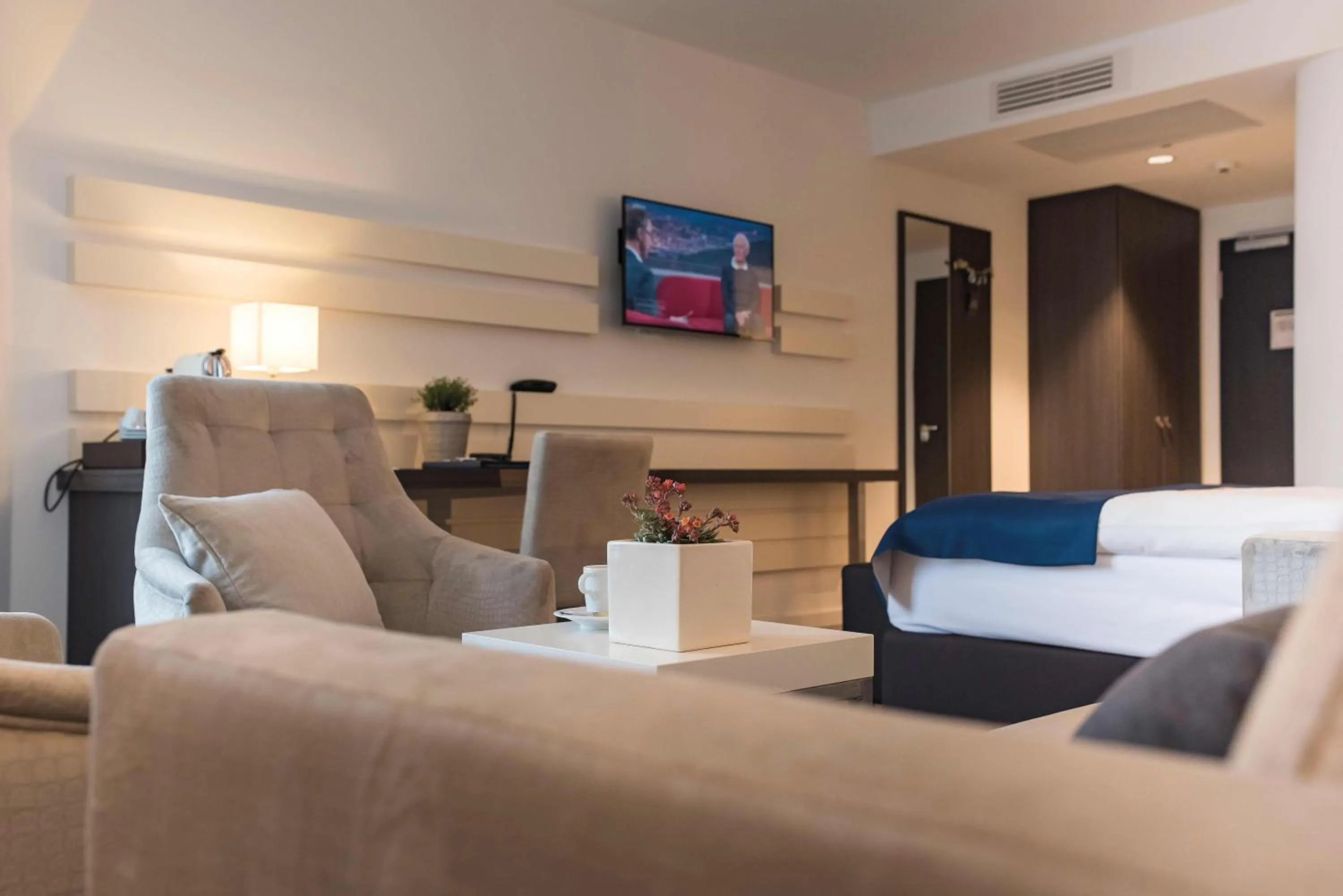 Restaurant/places to eat in Hotel Novum