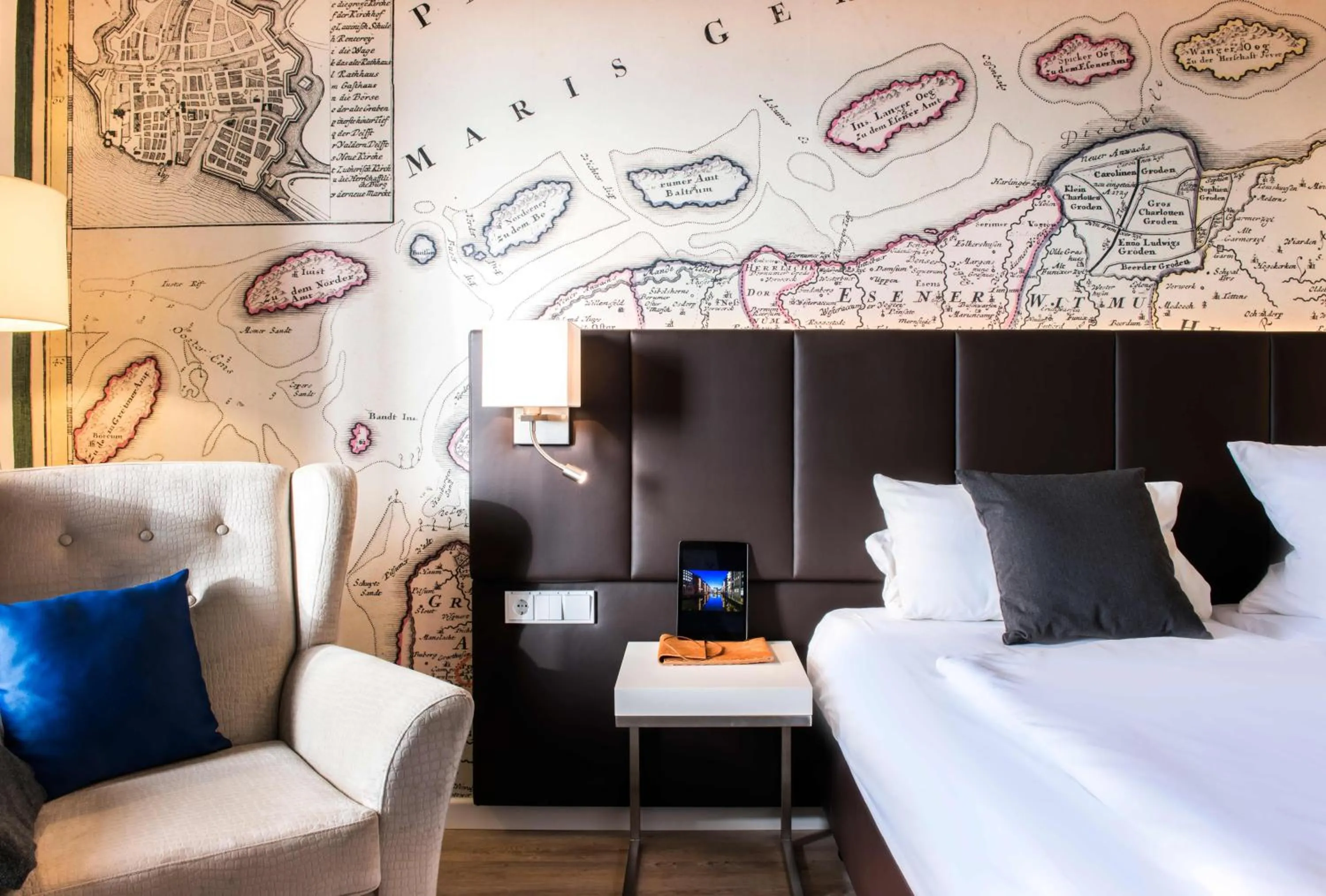 Restaurant/places to eat, Bed in Hotel Novum