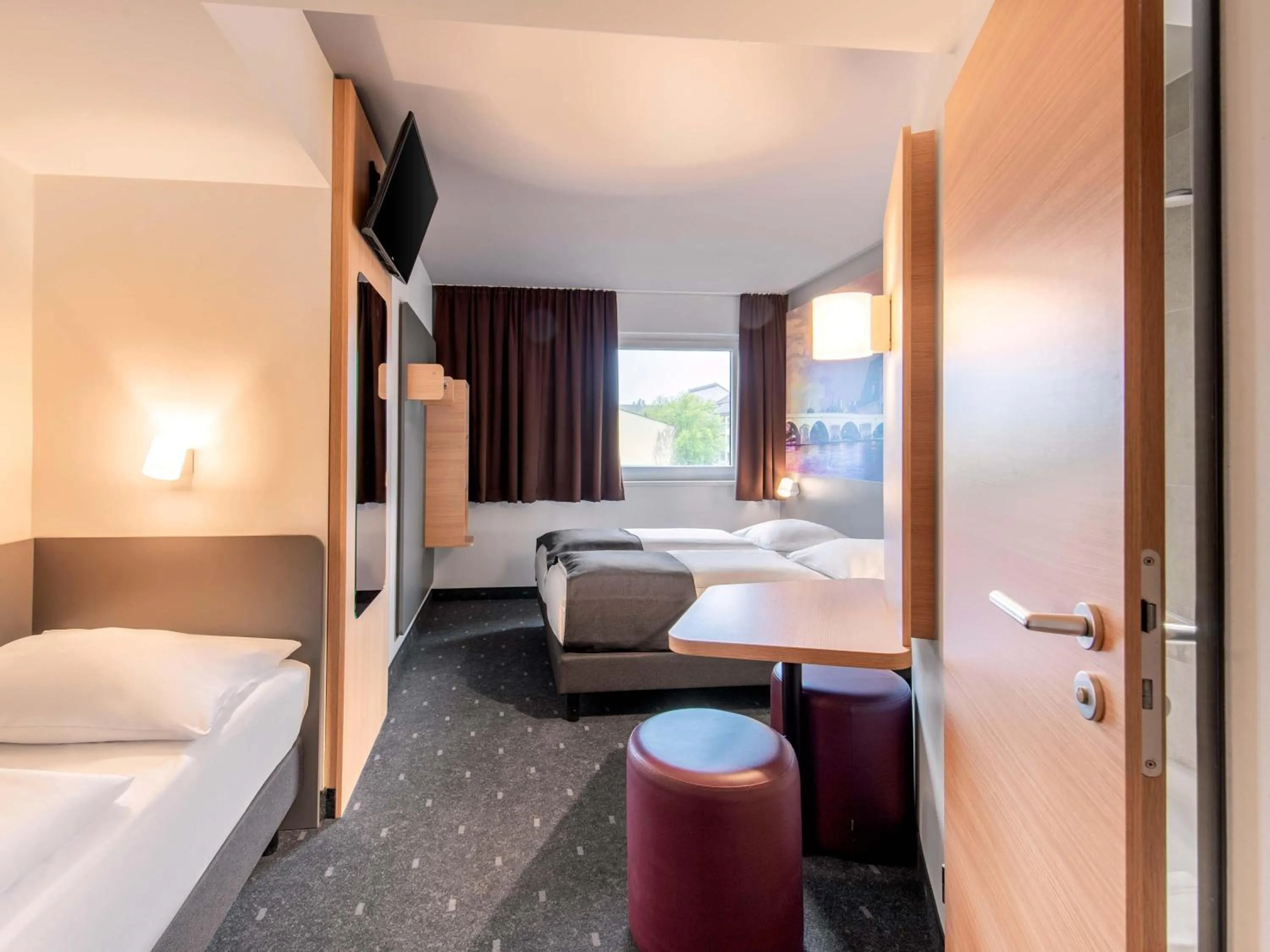 Photo of the whole room, Bed in B&B Hotel Regensburg-City