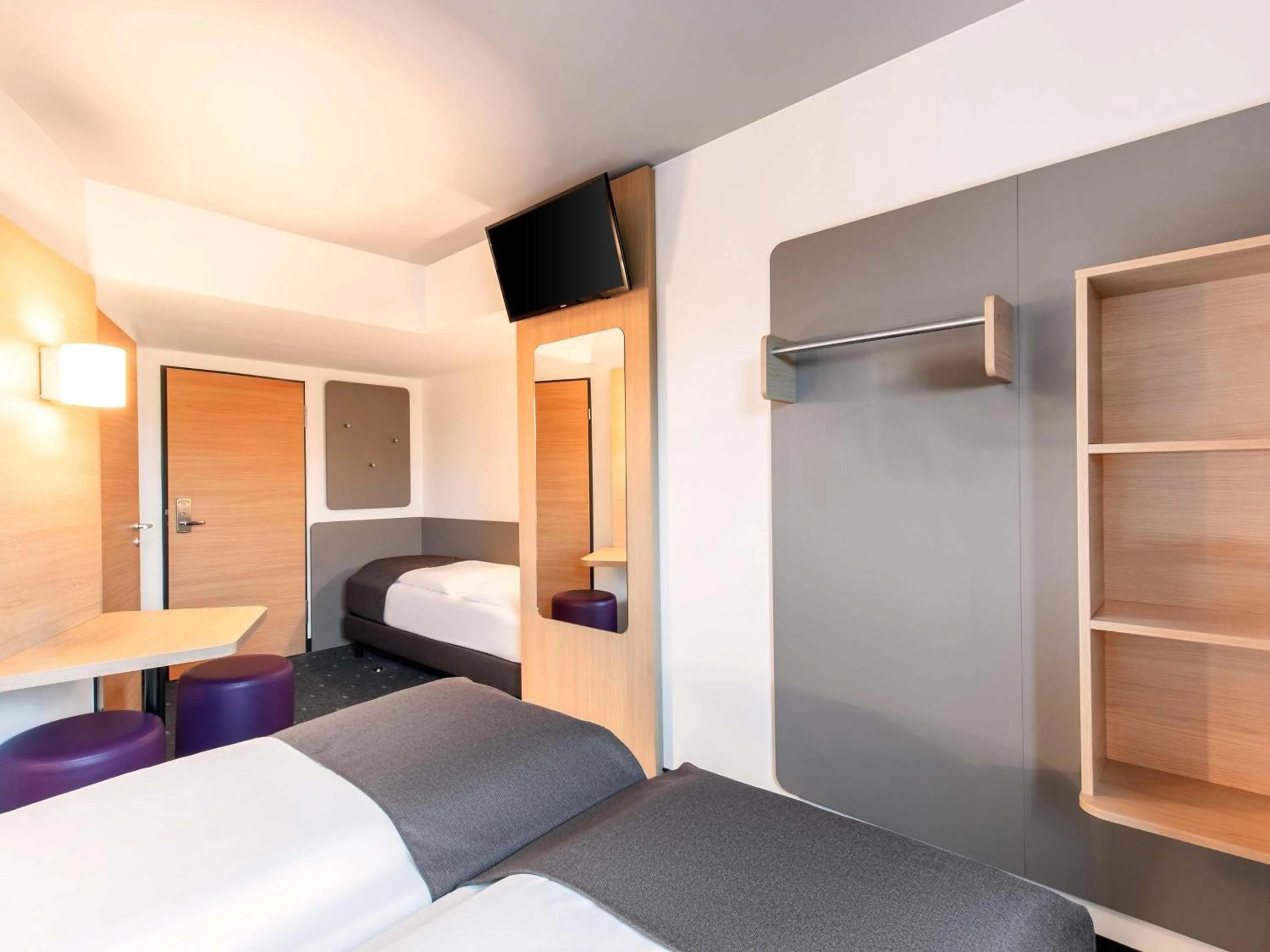 Photo of the whole room, Bed in B&B Hotel Regensburg-City