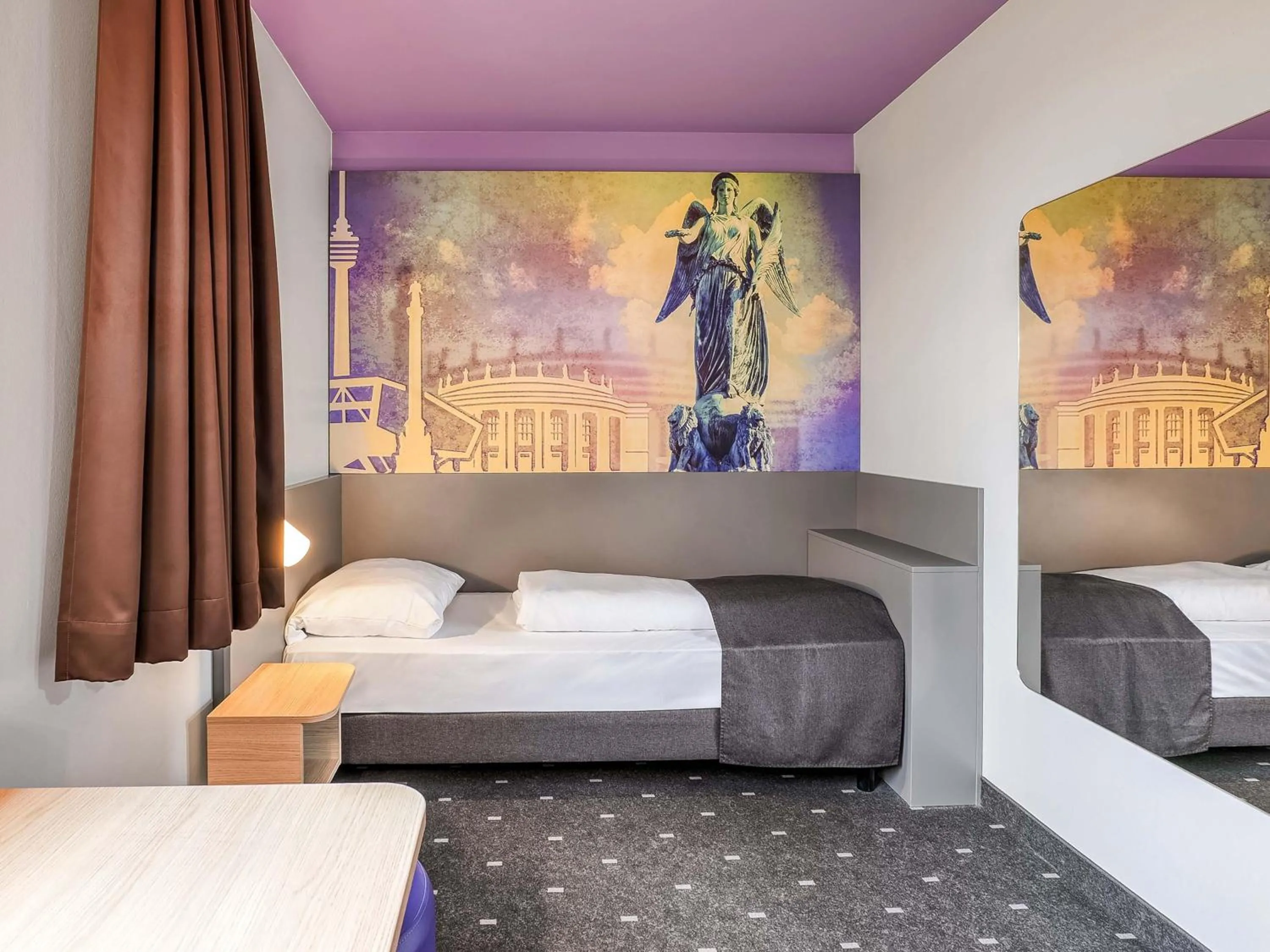 Photo of the whole room, Bed in B&B Hotel Stuttgart-Vaihingen
