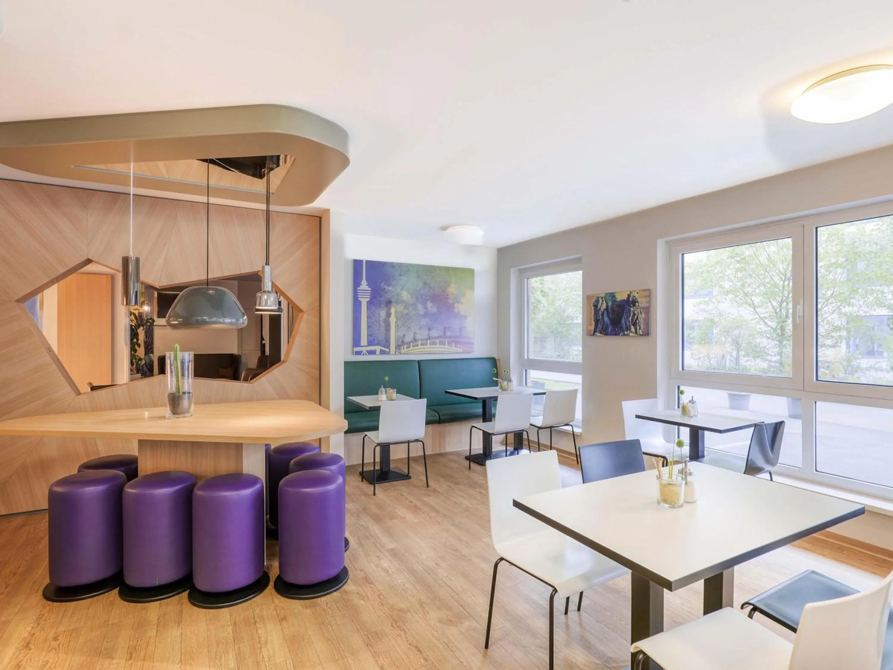 Lobby or reception in B&B Hotel Stuttgart-Vaihingen