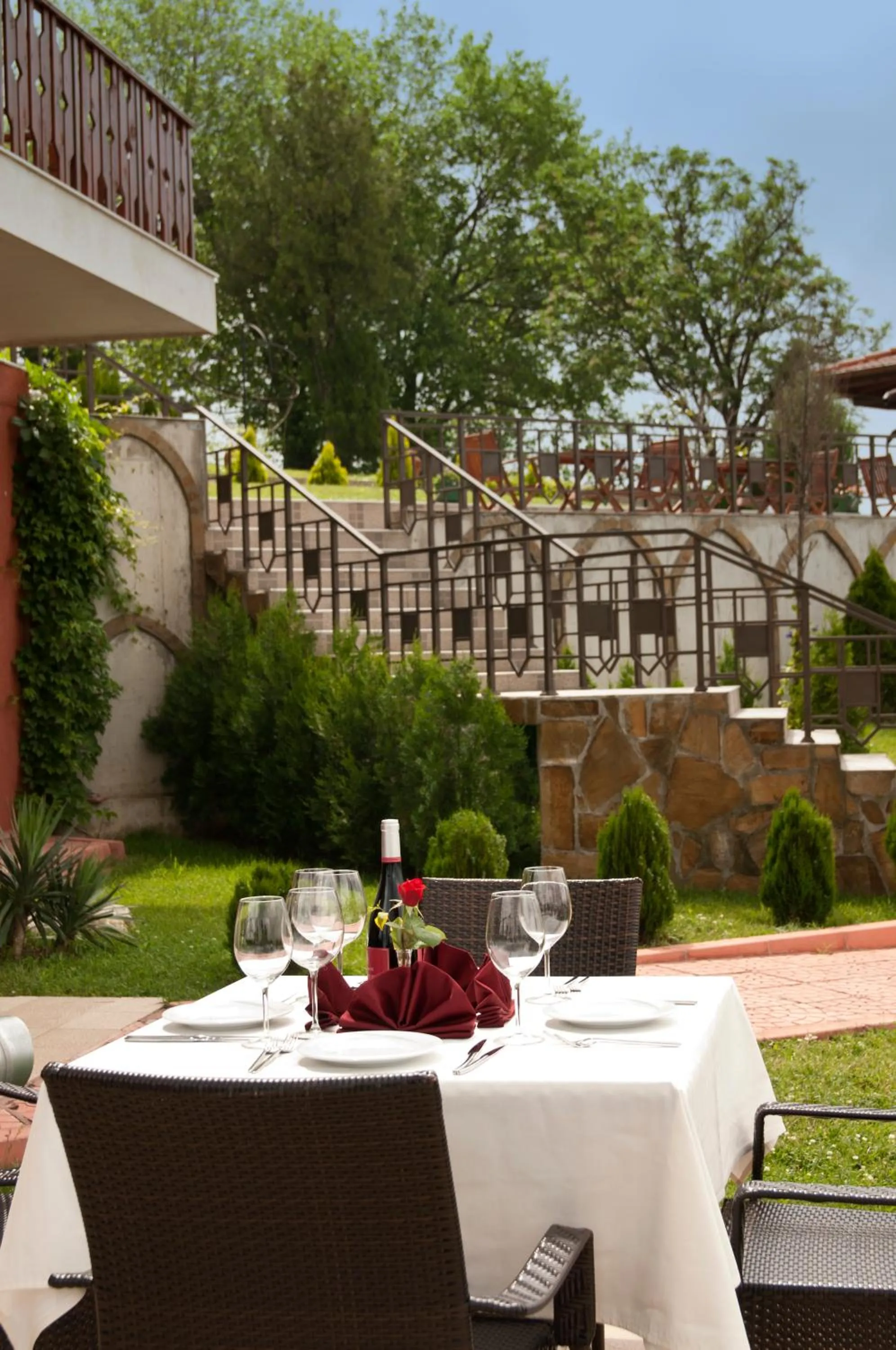 Facade/entrance in Park Hotel Arbanassi