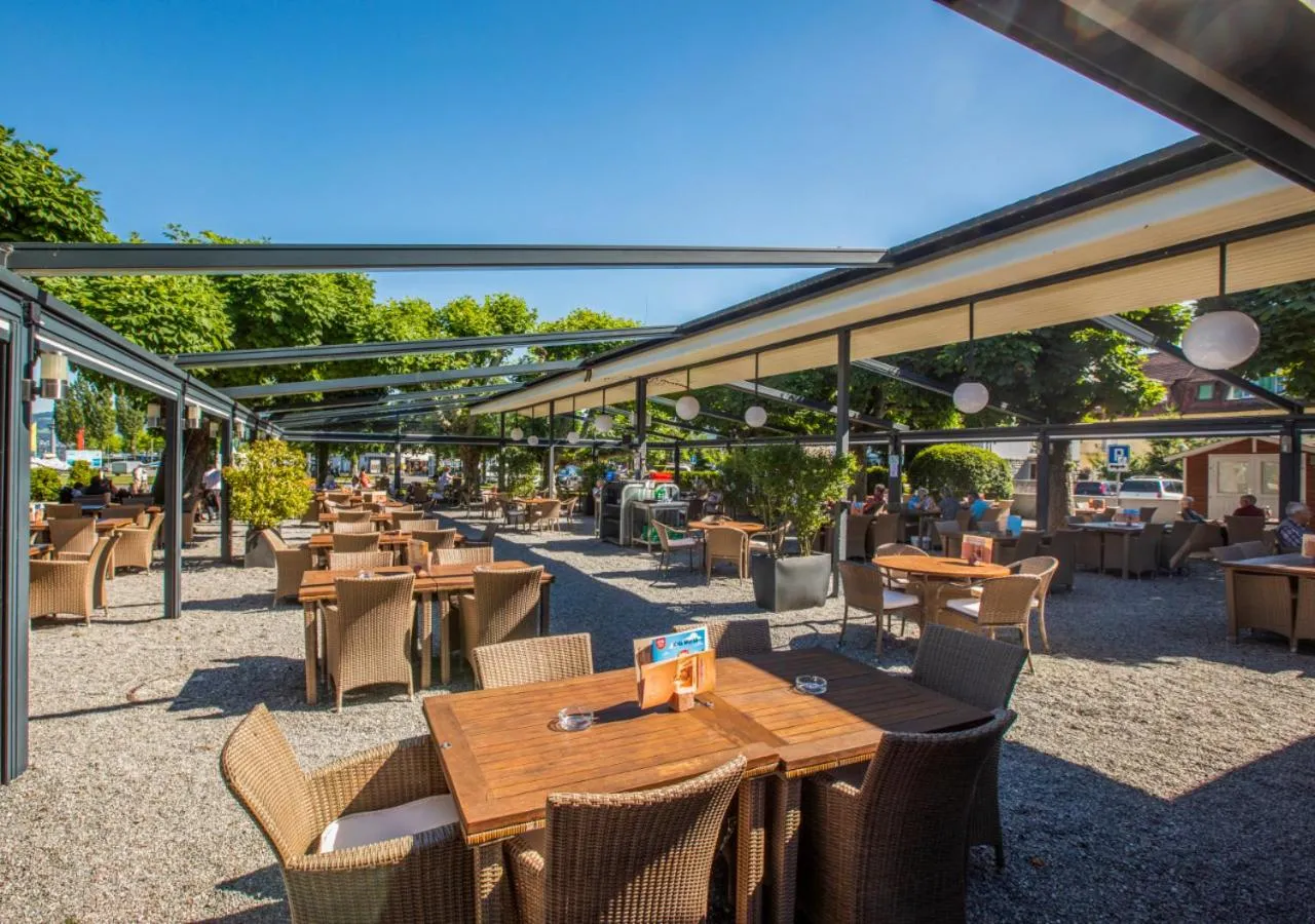 Restaurant/places to eat in Hotel Rotes Kreuz