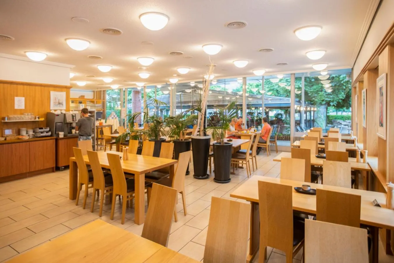 Restaurant/places to eat in Hotel Rotes Kreuz