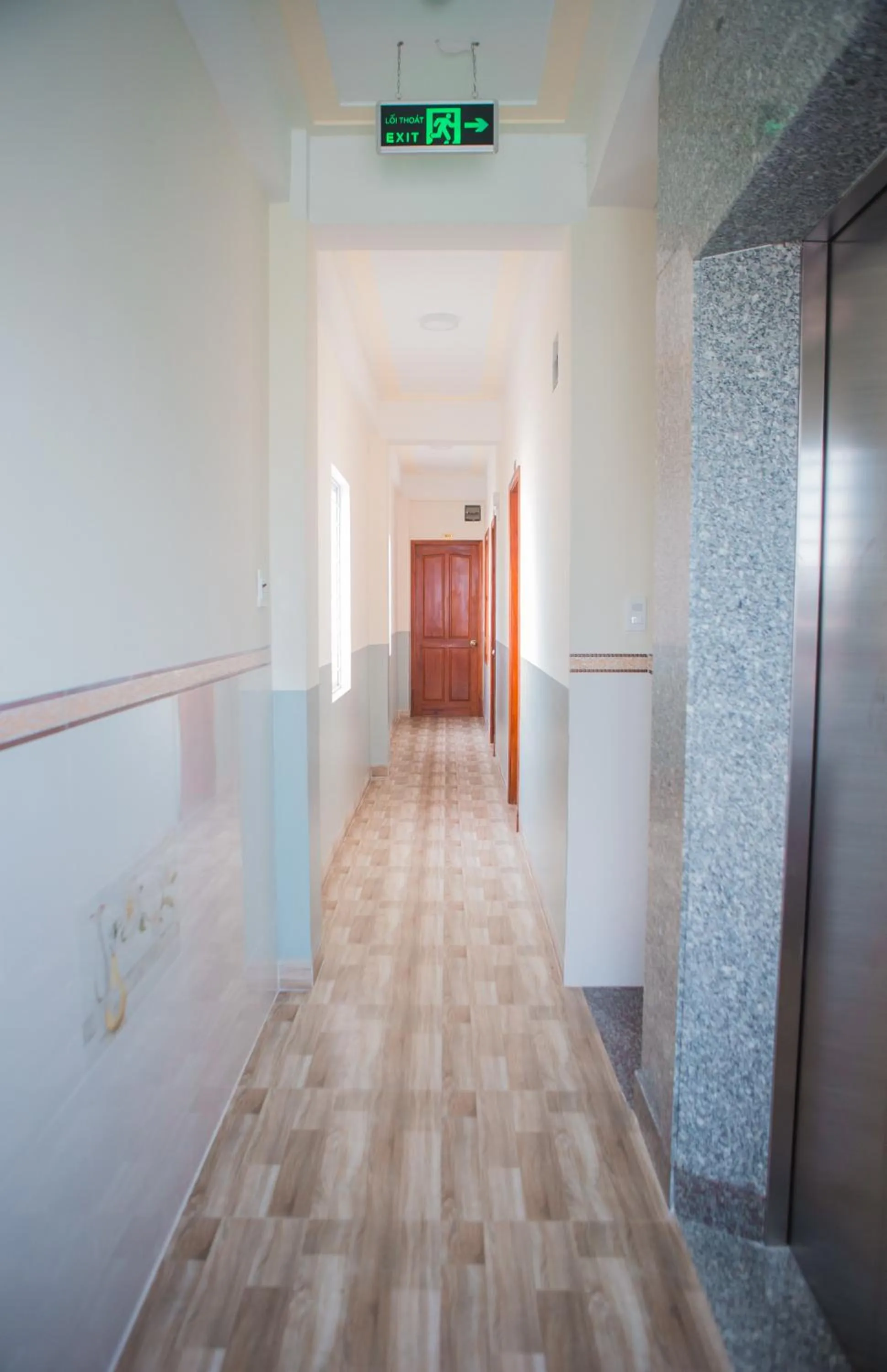 Triệu Hoàng Hotel