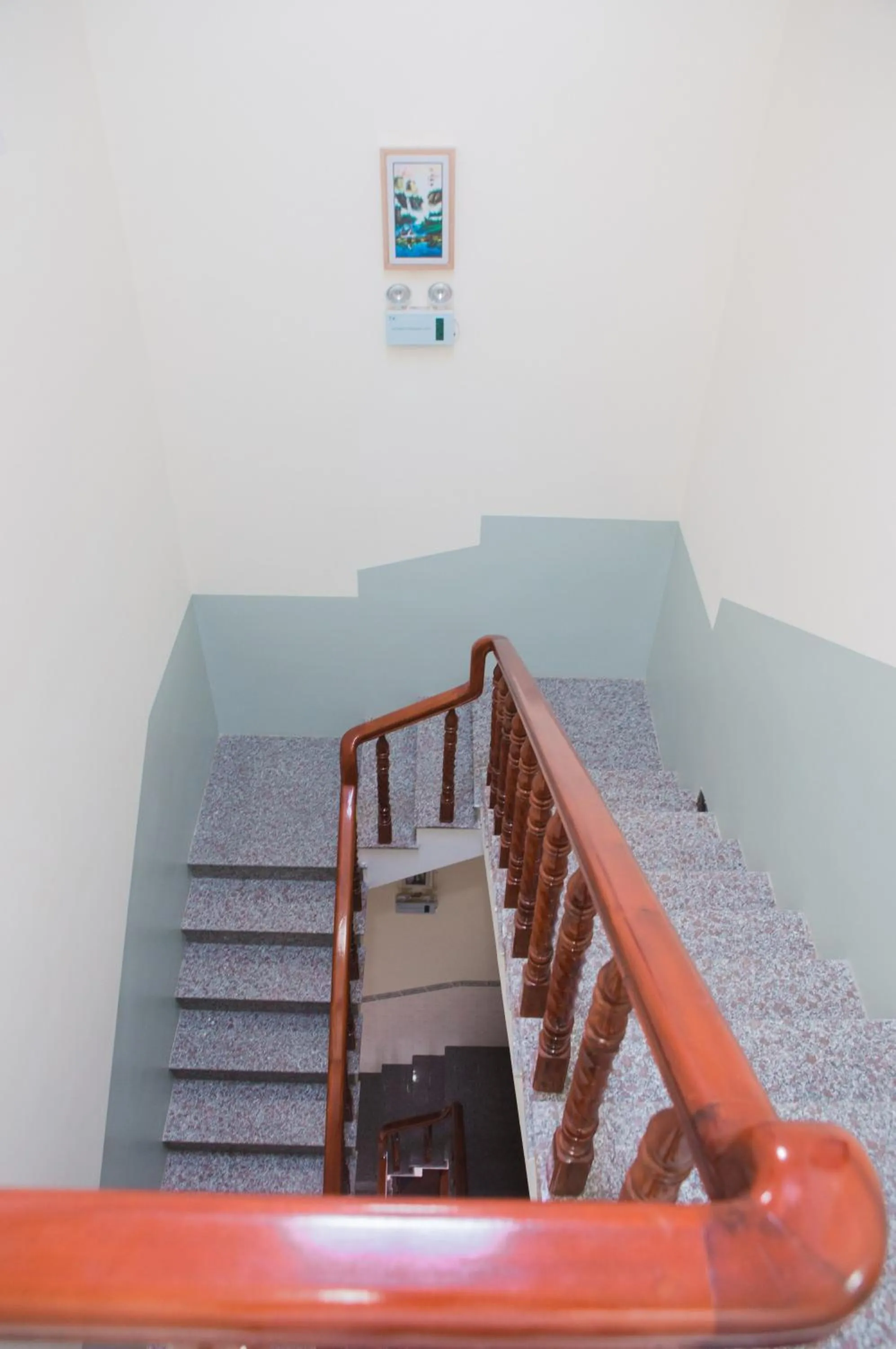 Triệu Hoàng Hotel