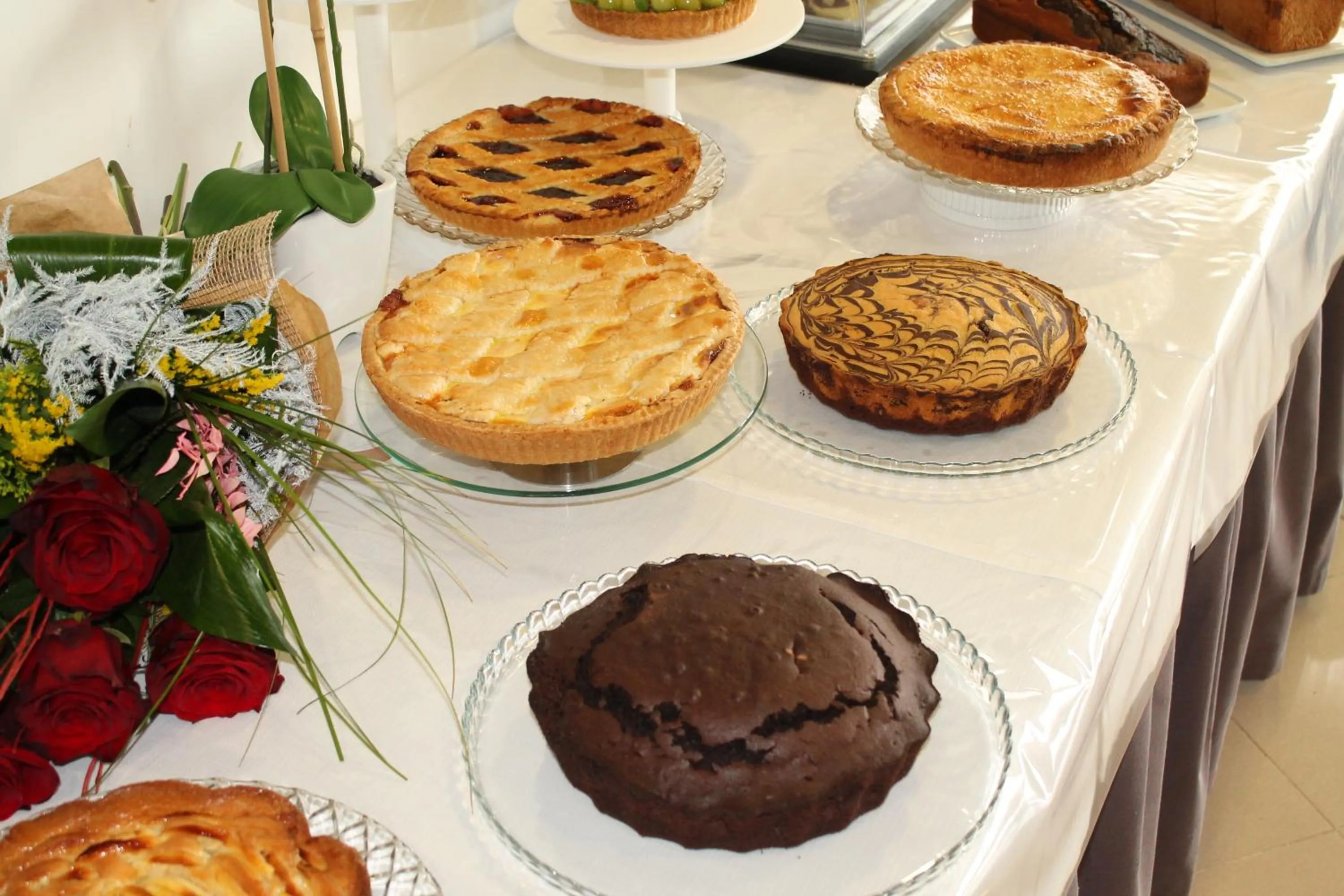 Buffet breakfast in Hotel Santa Lucia