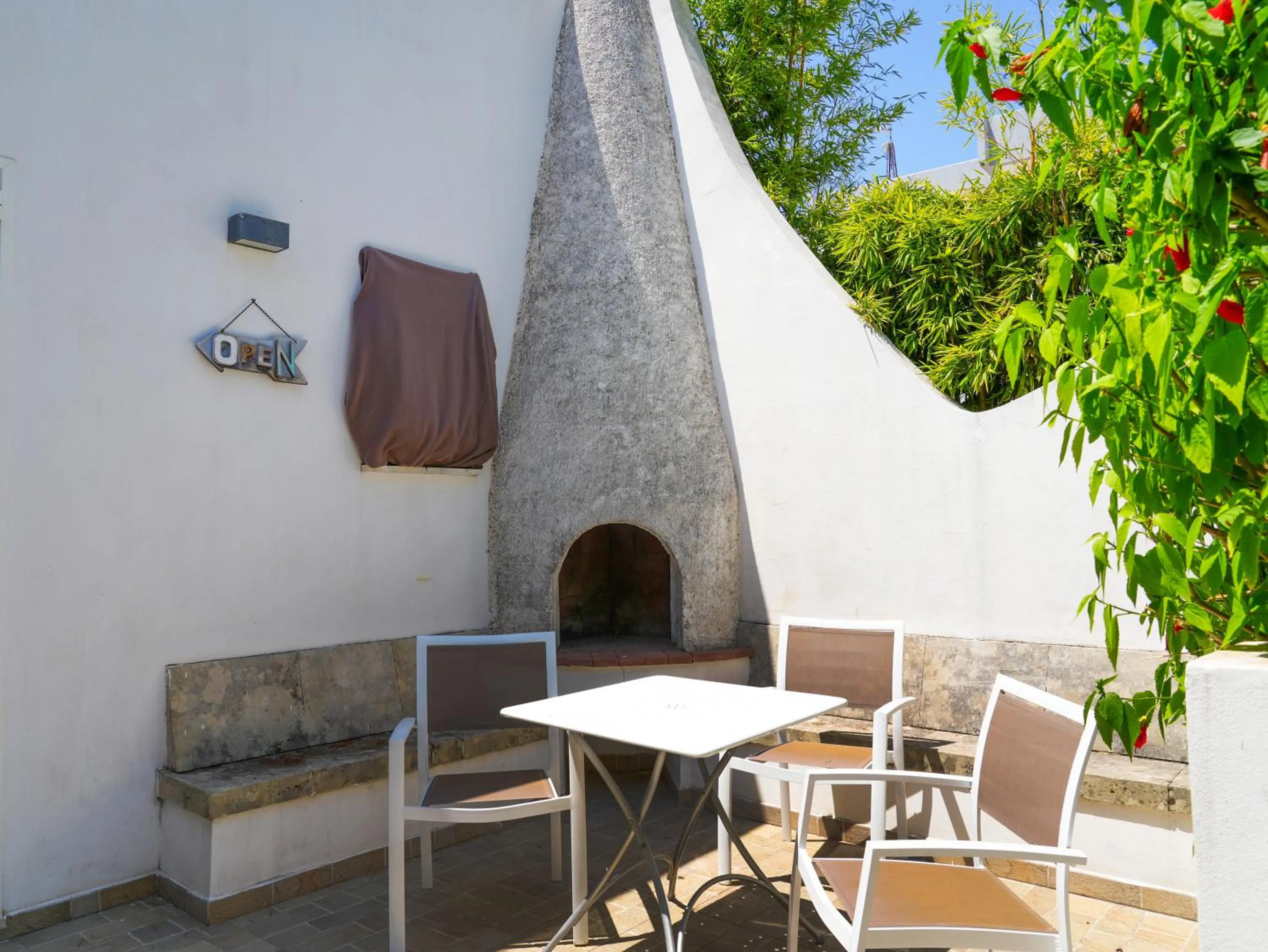 Property building in Hotel Santa Lucia