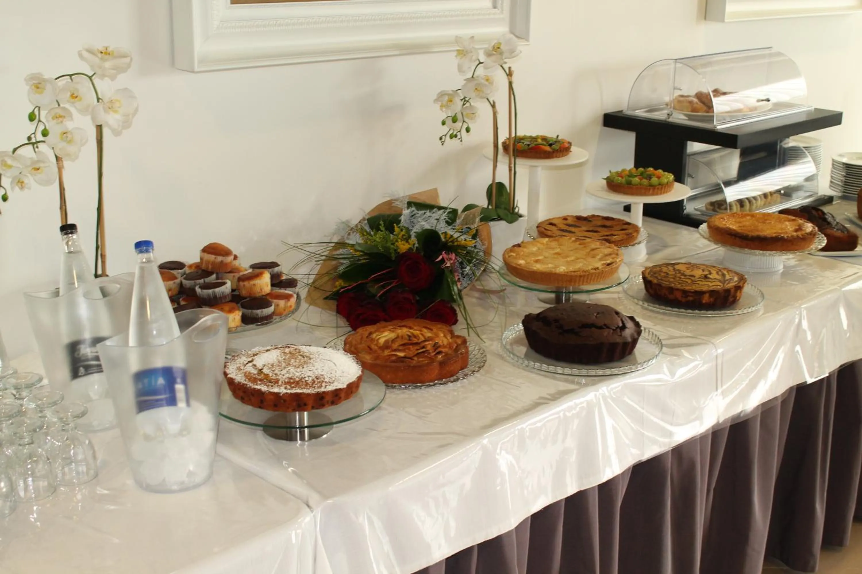 Breakfast in Hotel Santa Lucia