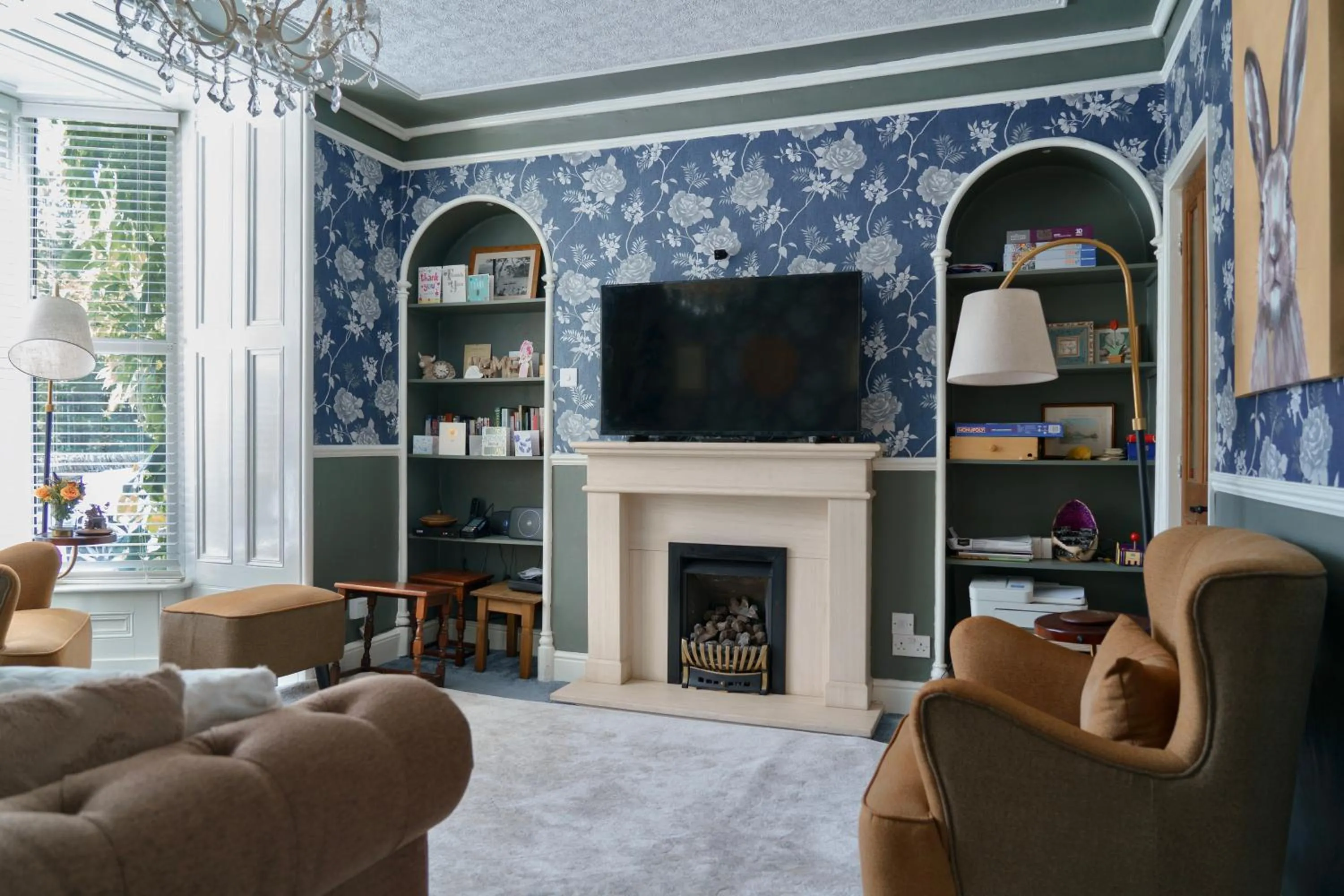 Communal lounge/ TV room in The Cottage