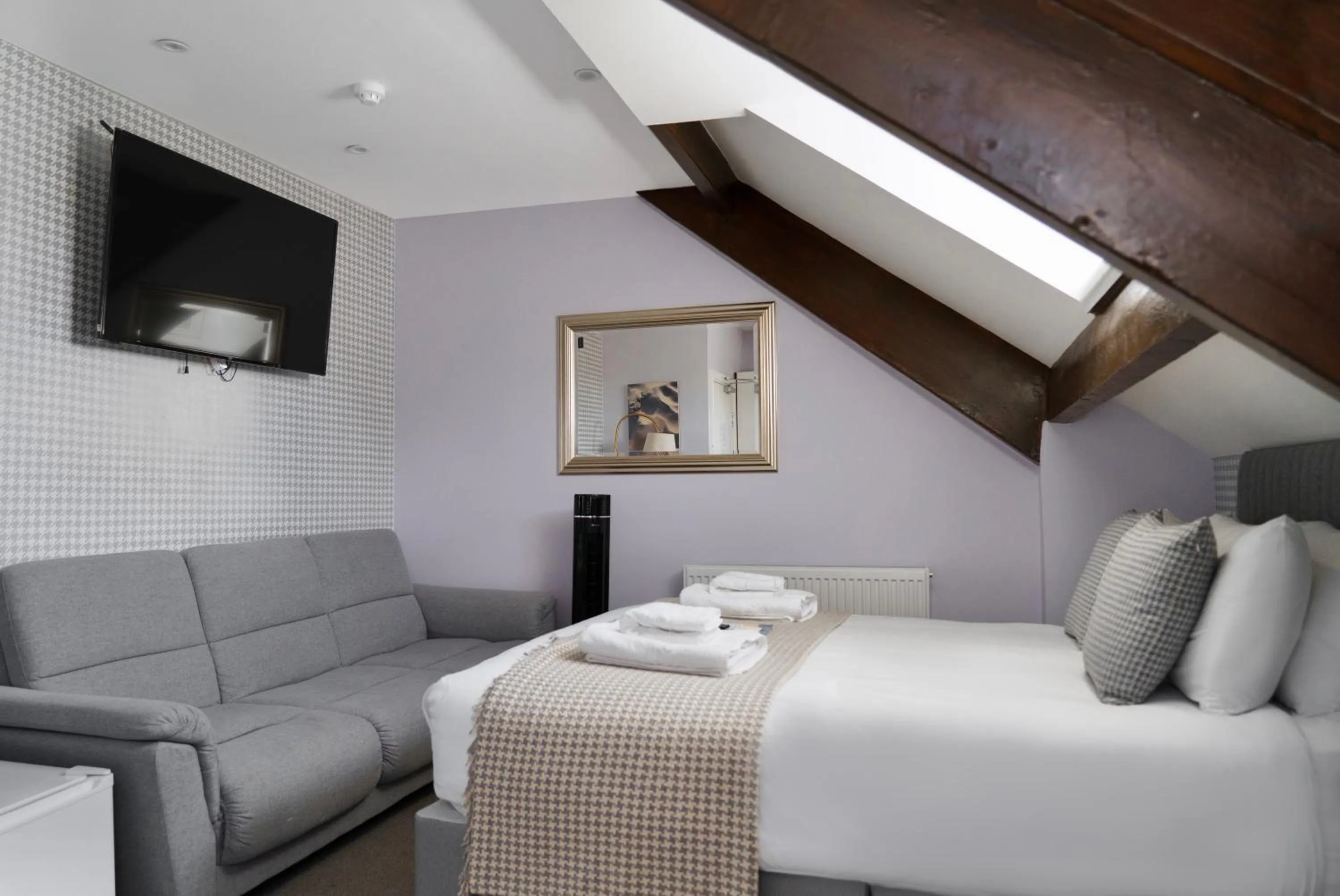 Bedroom, Bed in The Cottage