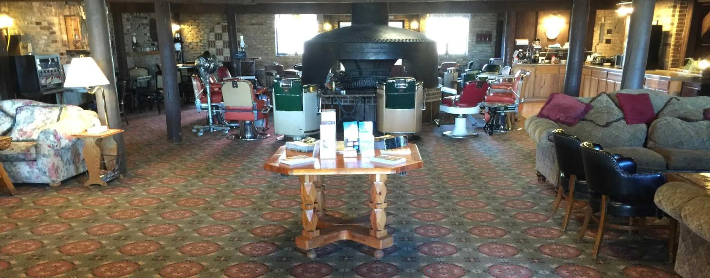 Restaurant/places to eat in Don Q Inn