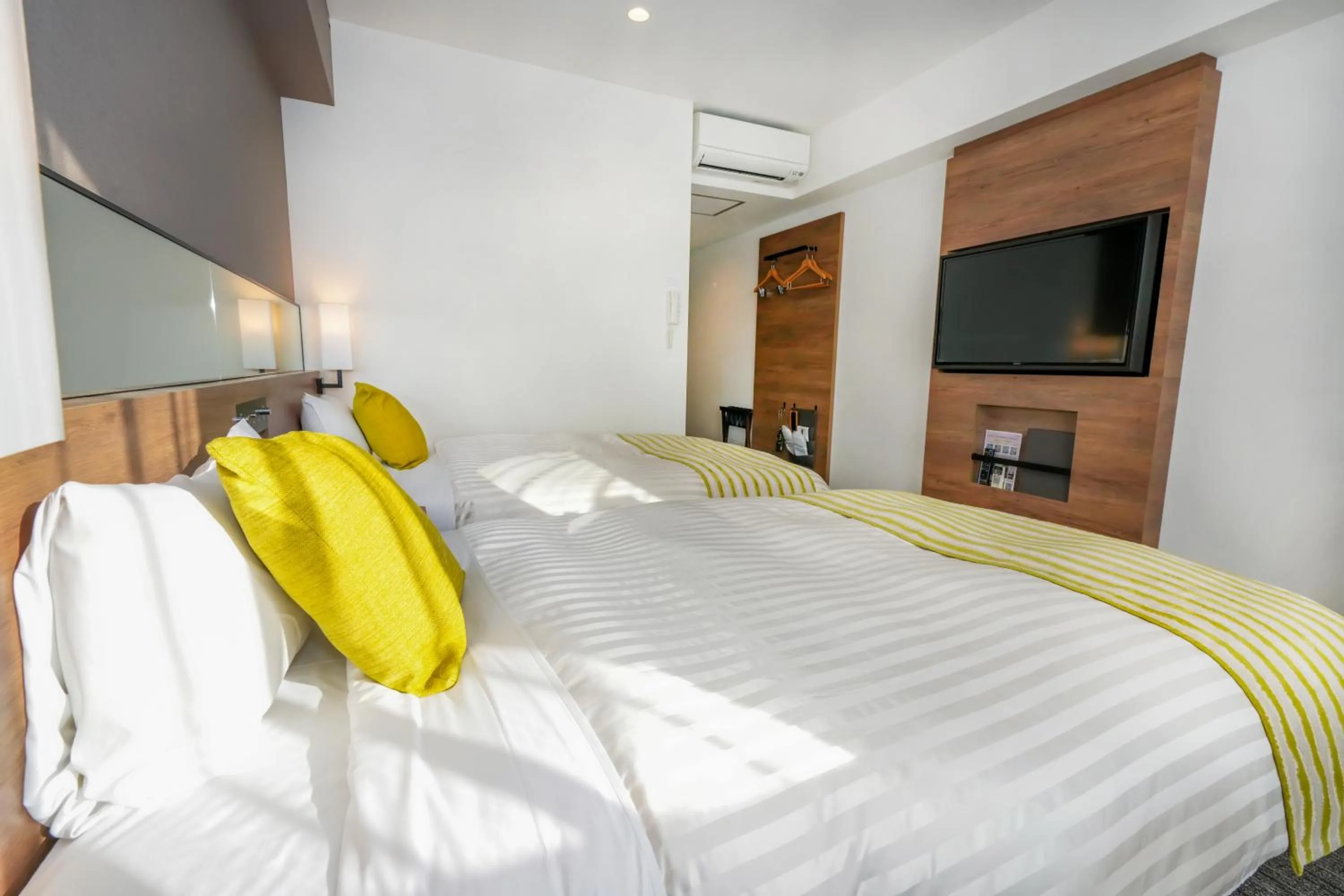 Bed in Airport Hotel Kumamoto