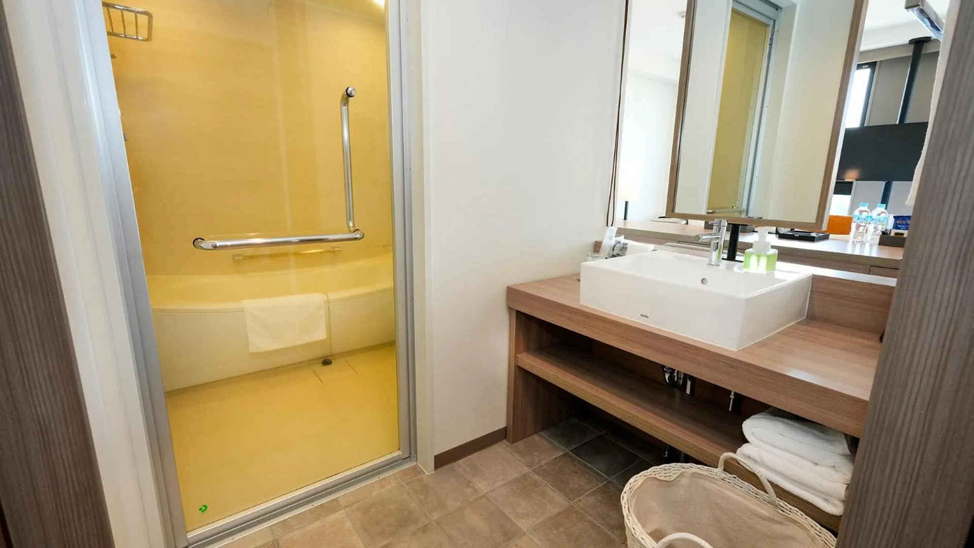 Bathroom in Airport Hotel Kumamoto