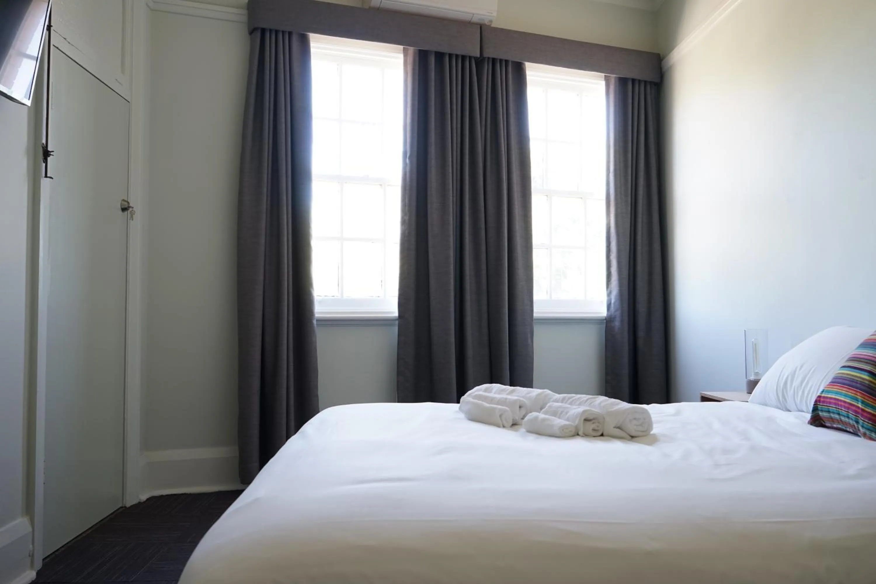 Bed in Rosehill Hotel